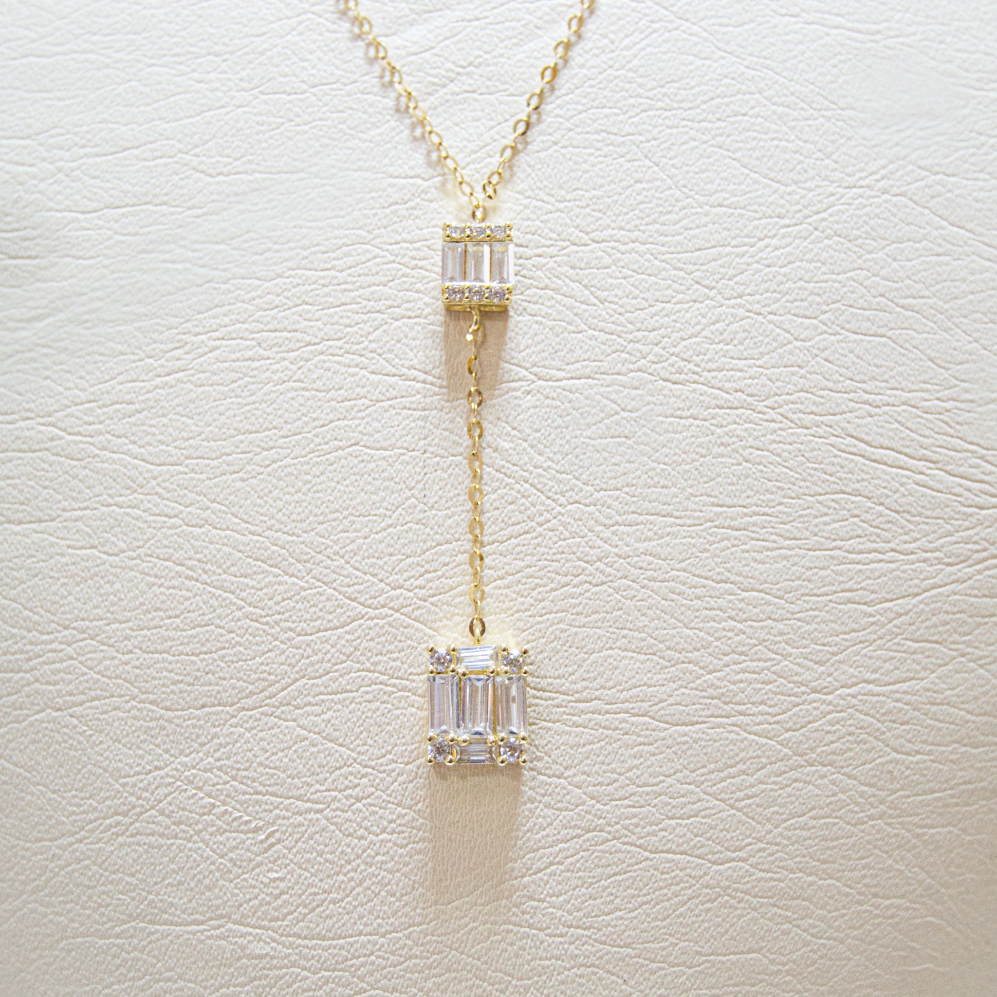   gold solitare necklace, 18k  