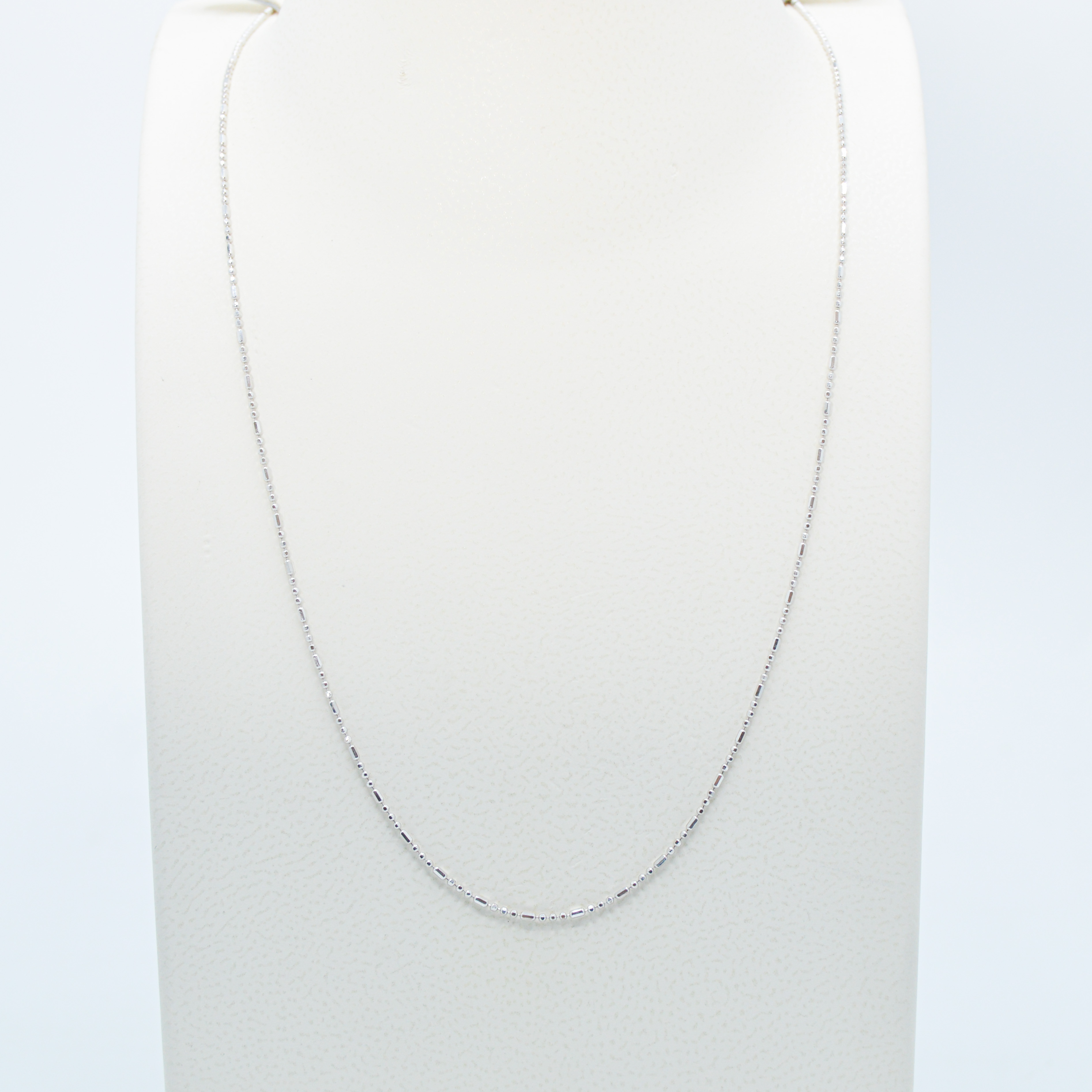  White gold necklace, 18k 