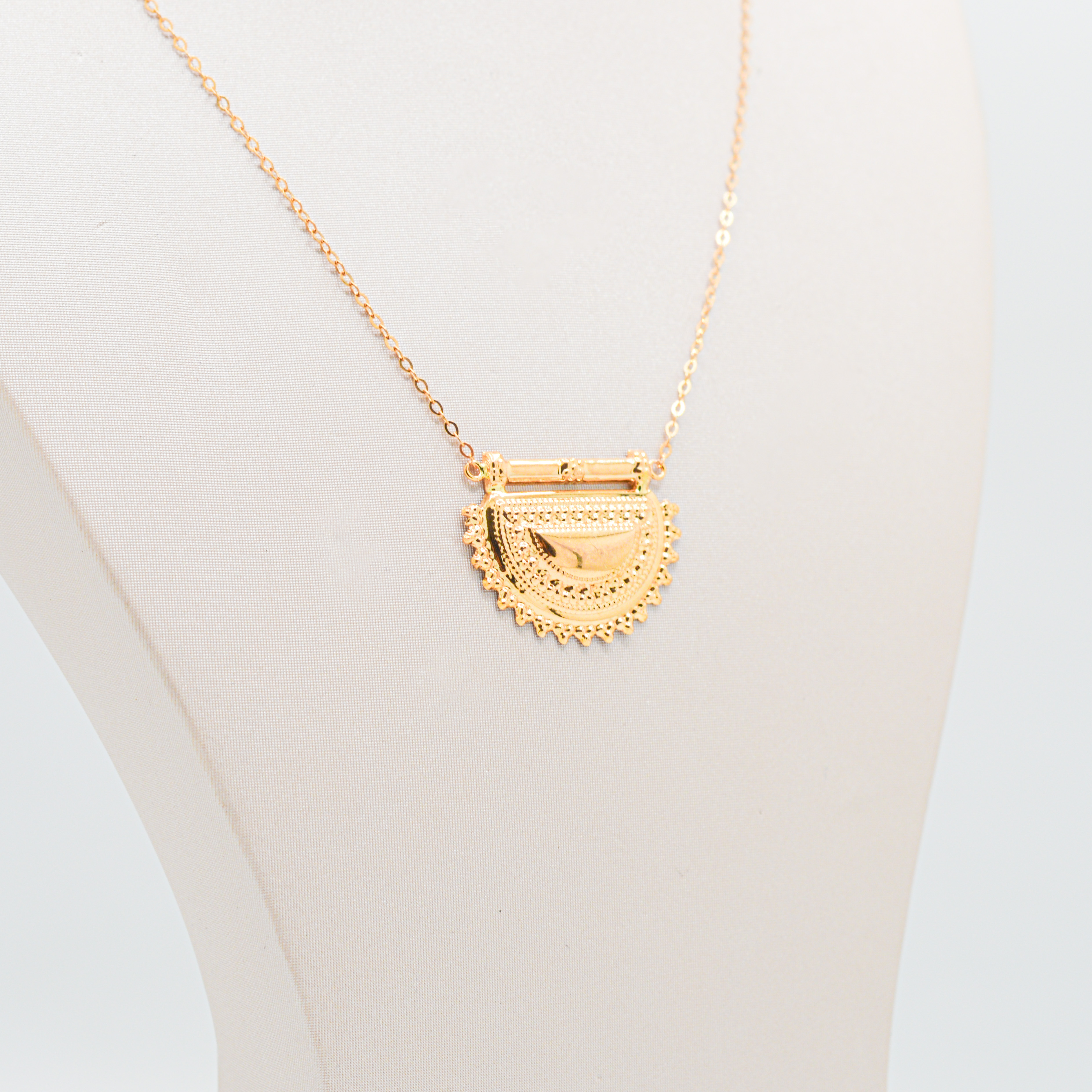  Gold necklace 21k 