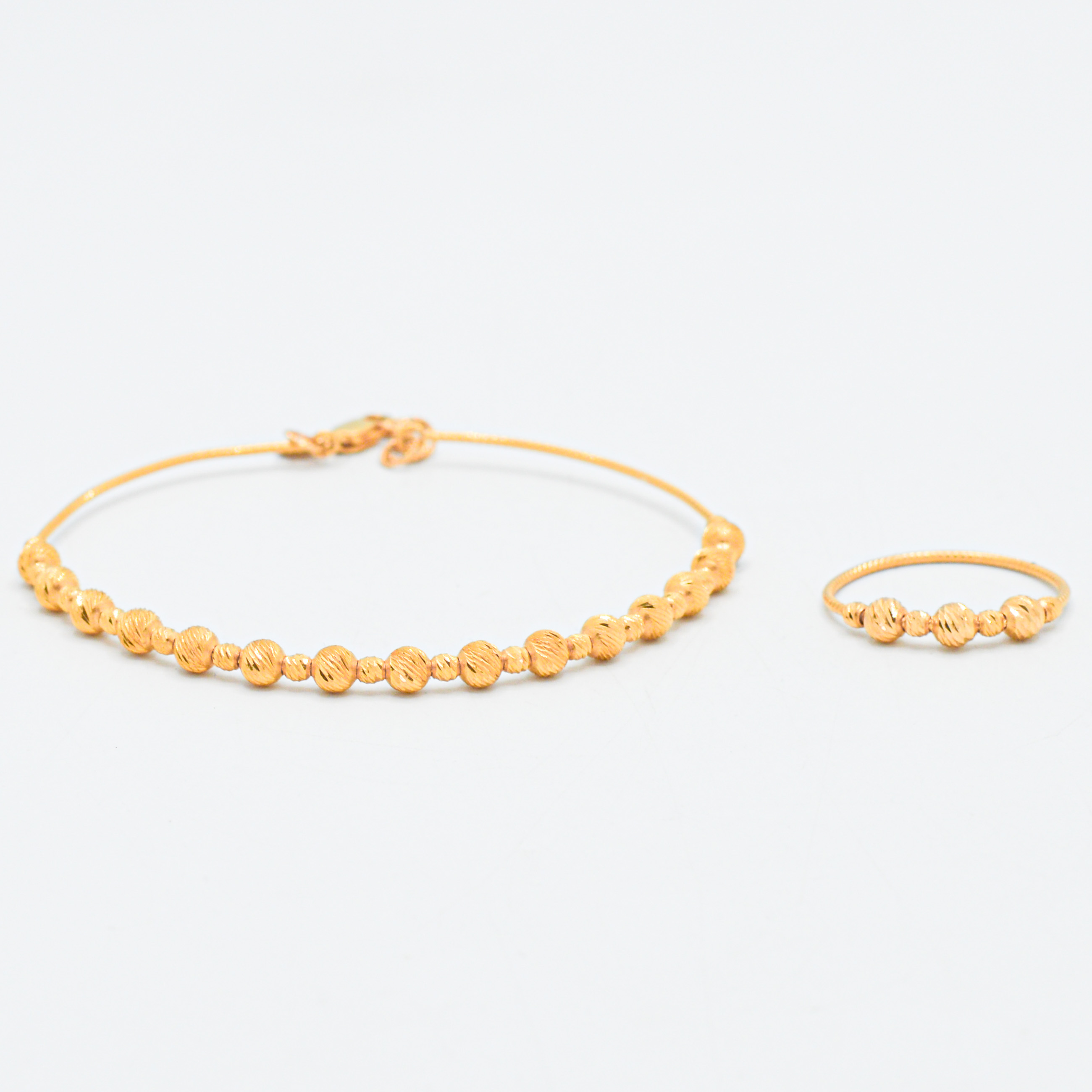  Gold bracelet and gold set 21k  