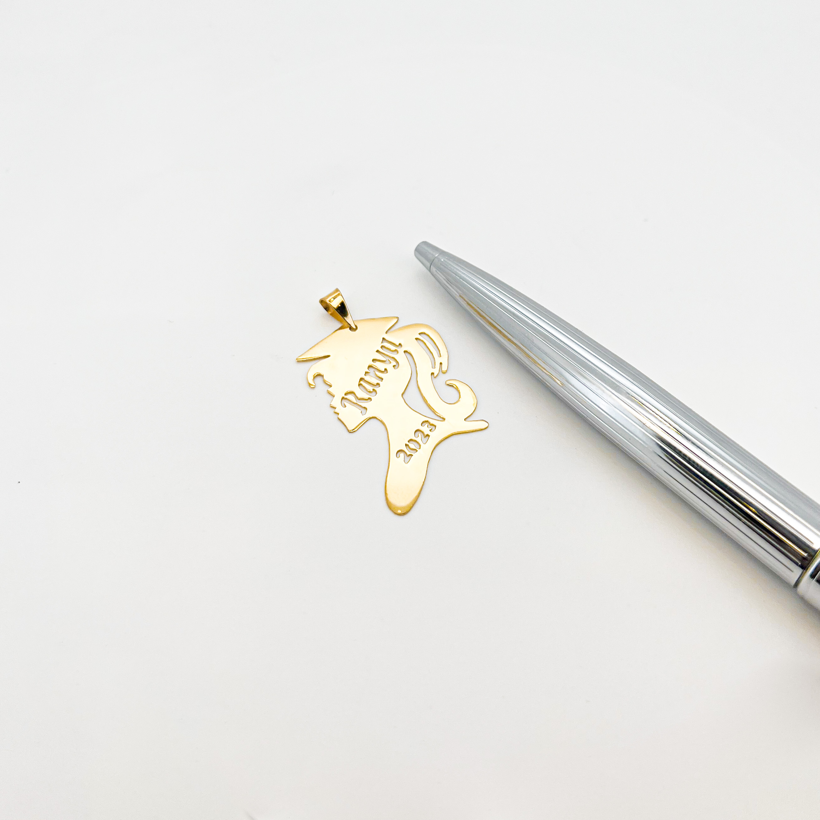  Graduation pendant 18k, gold  