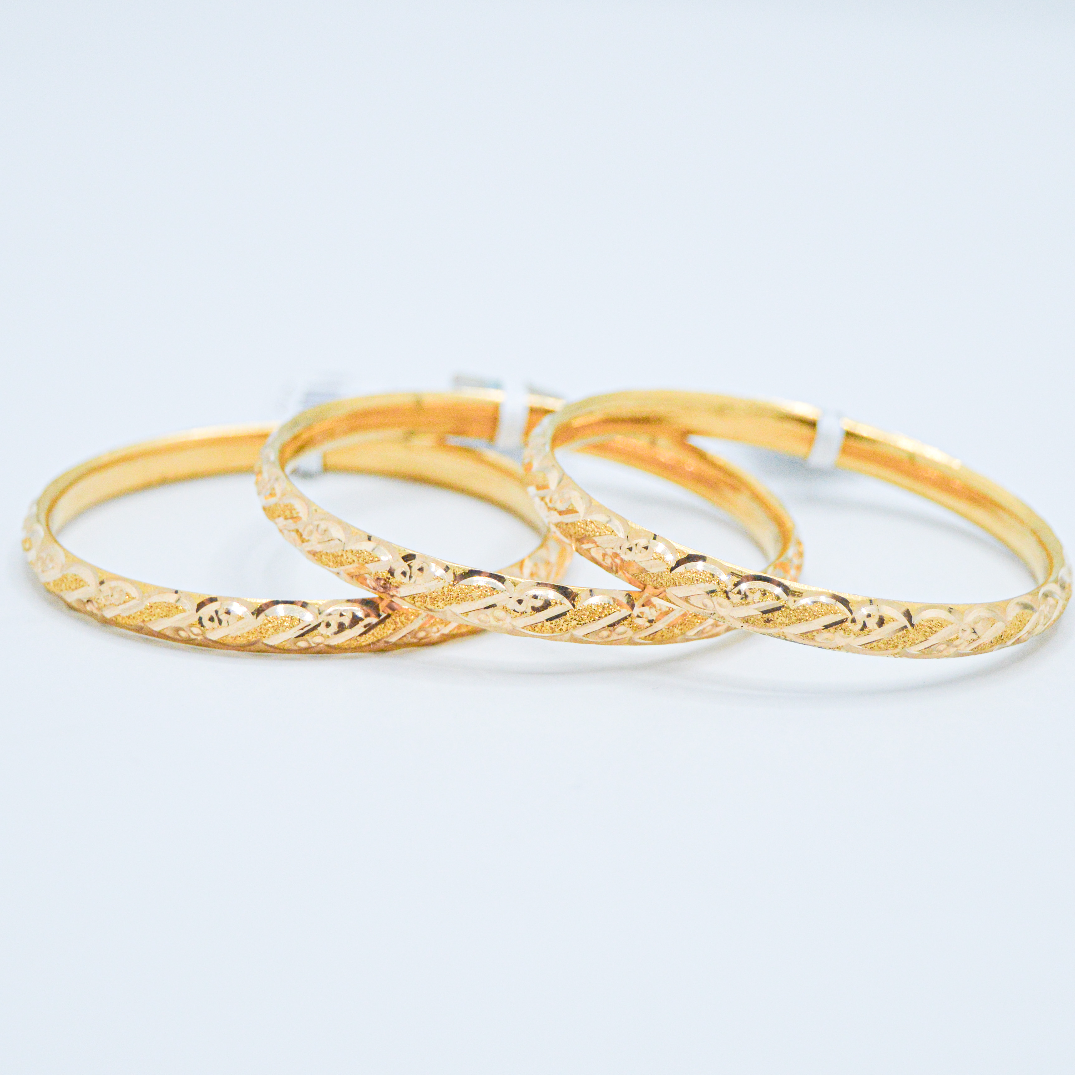  Kids bracelets 21k gold , per piece  