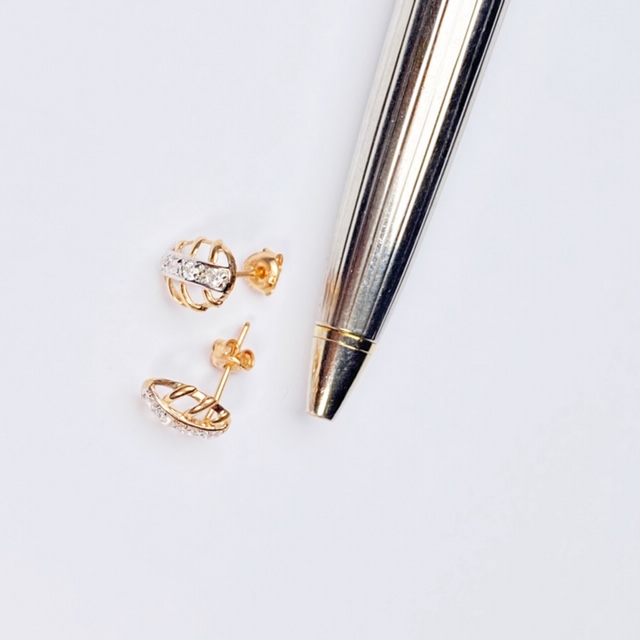  Capsule earring 21k ,gold 