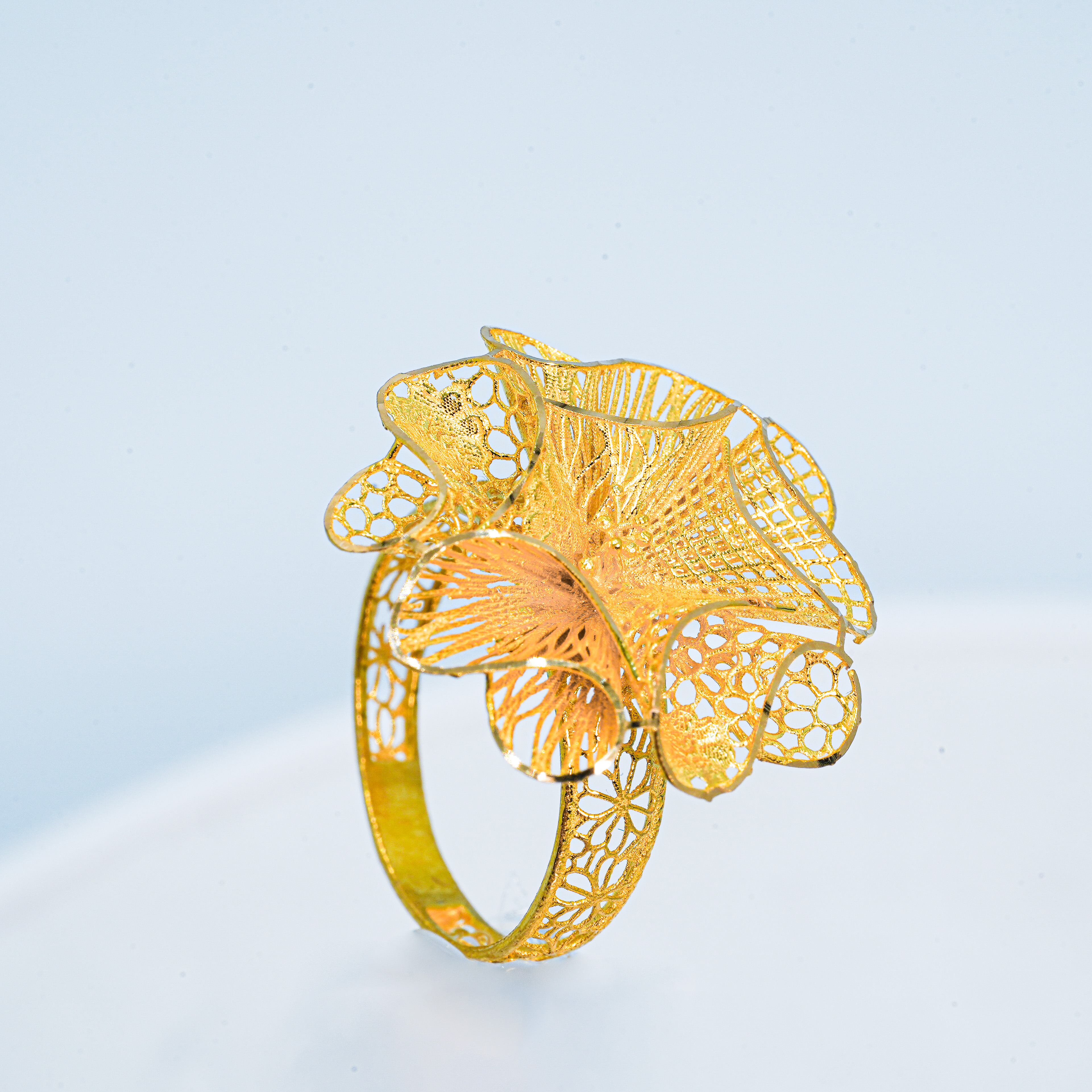  Ruffles ring 21k, gold  