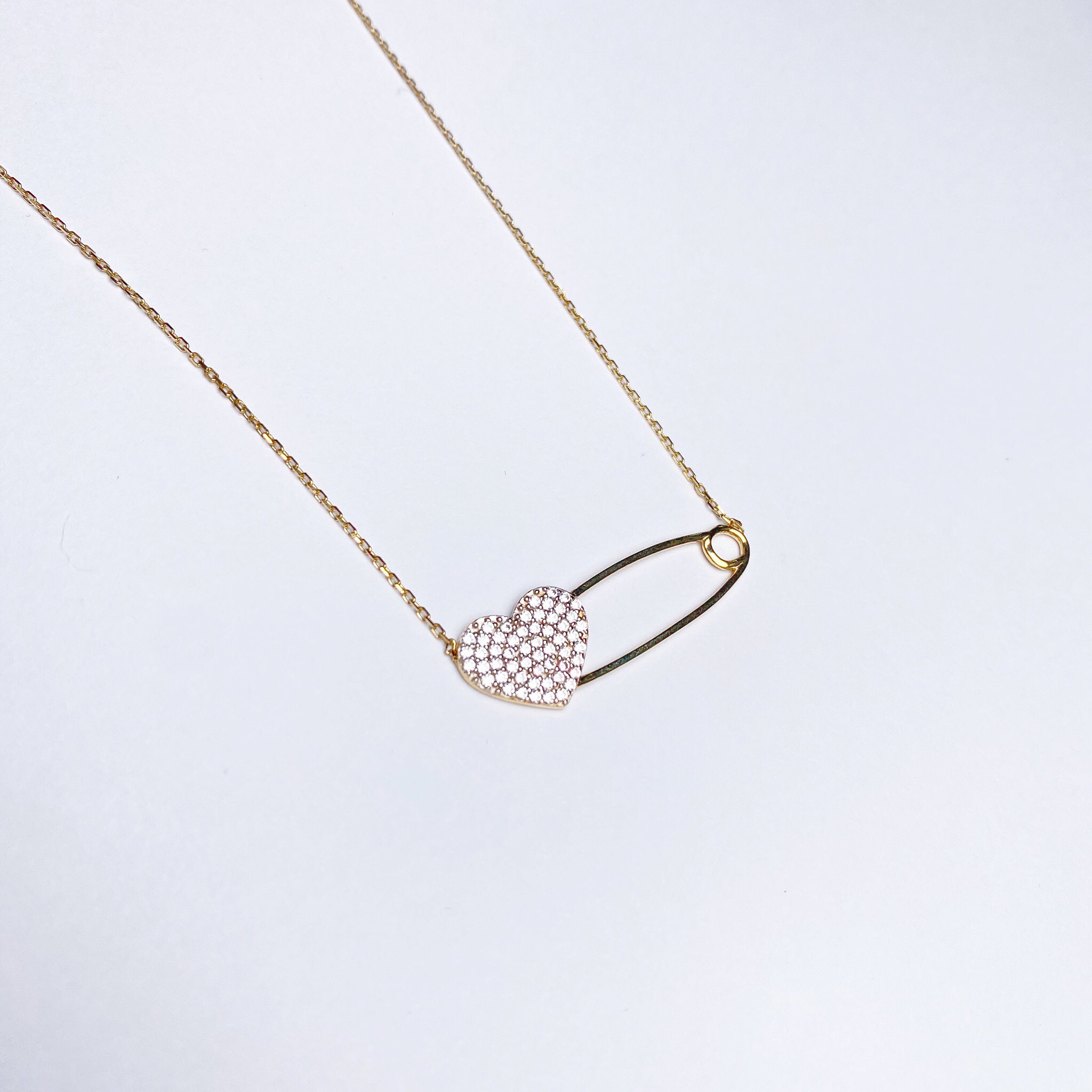  brooch necklace 18k, gold  