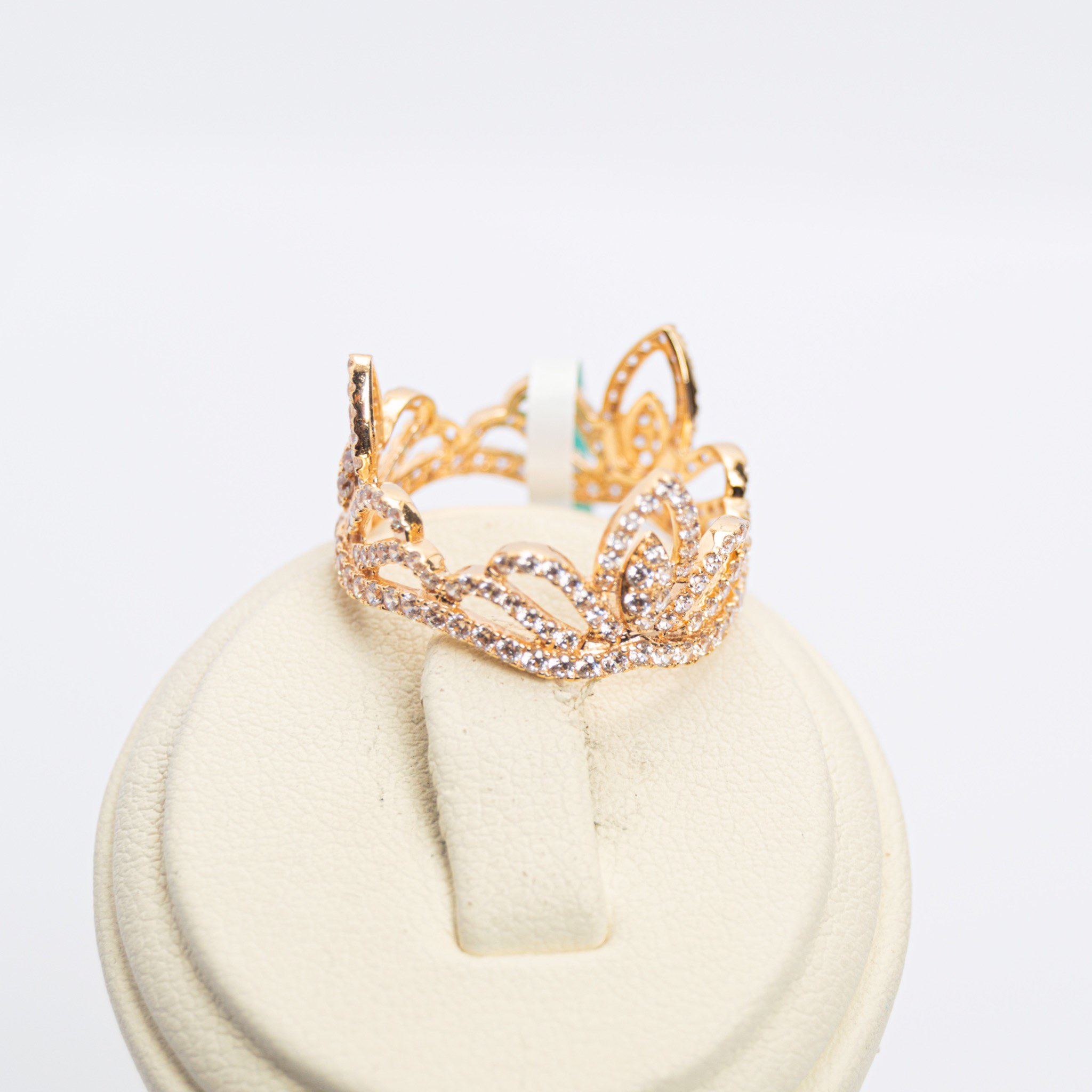  Queen crown engagement ring 21k, gold 