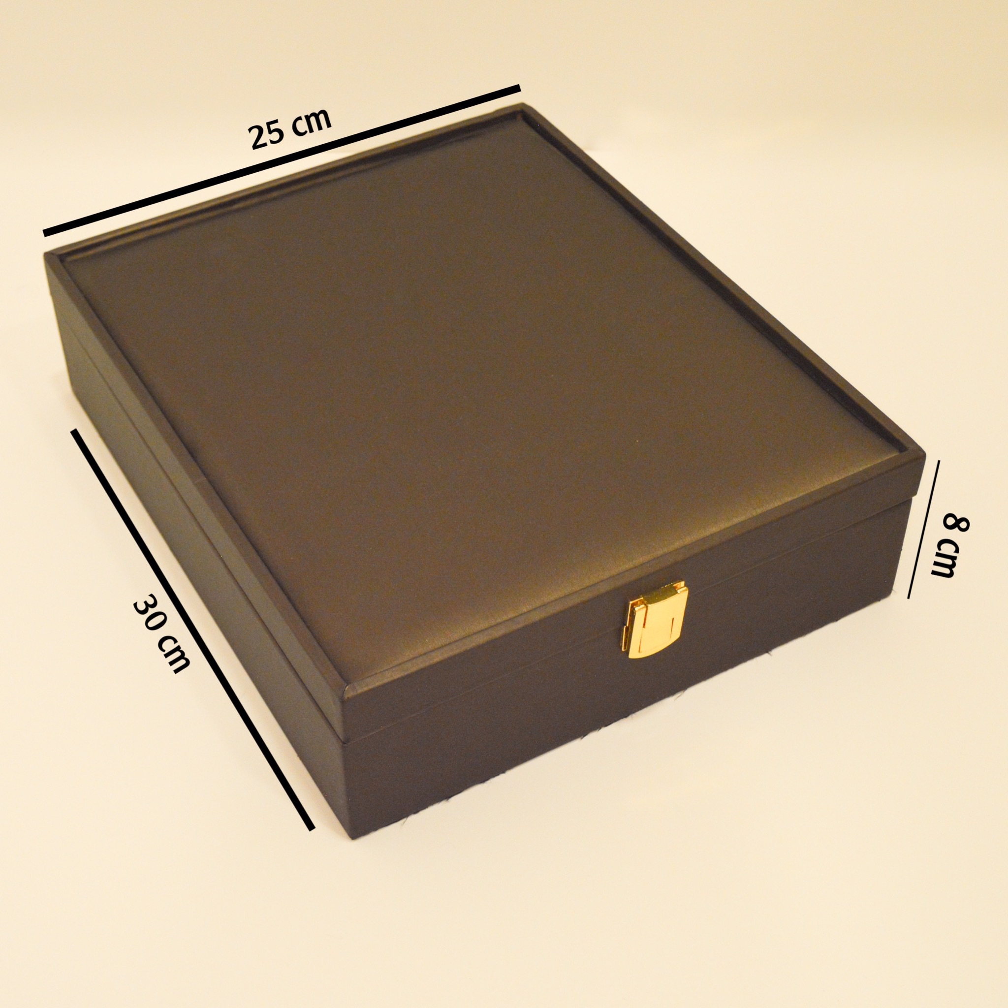  Brown jewelry box  