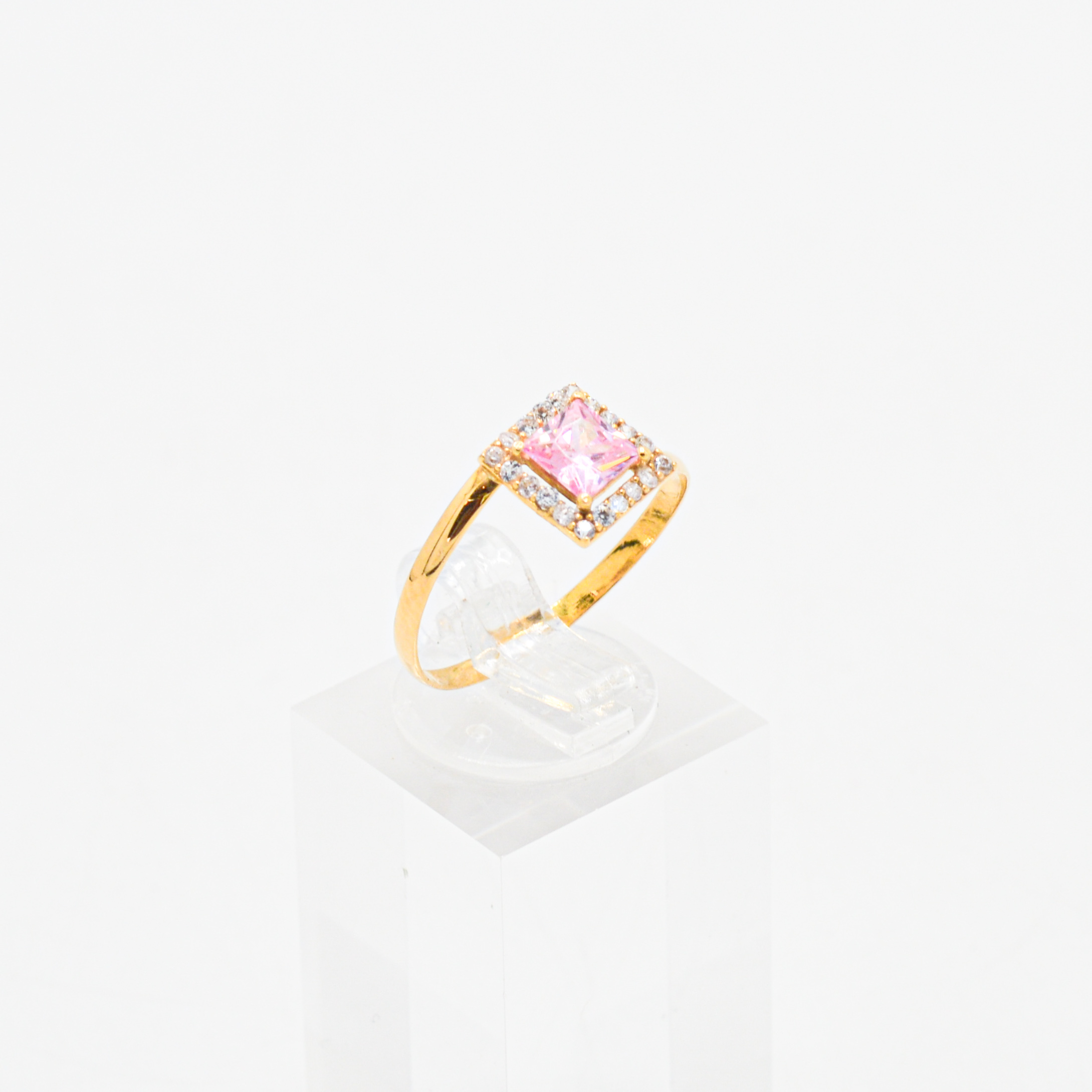  Pink ring 18k, gold 