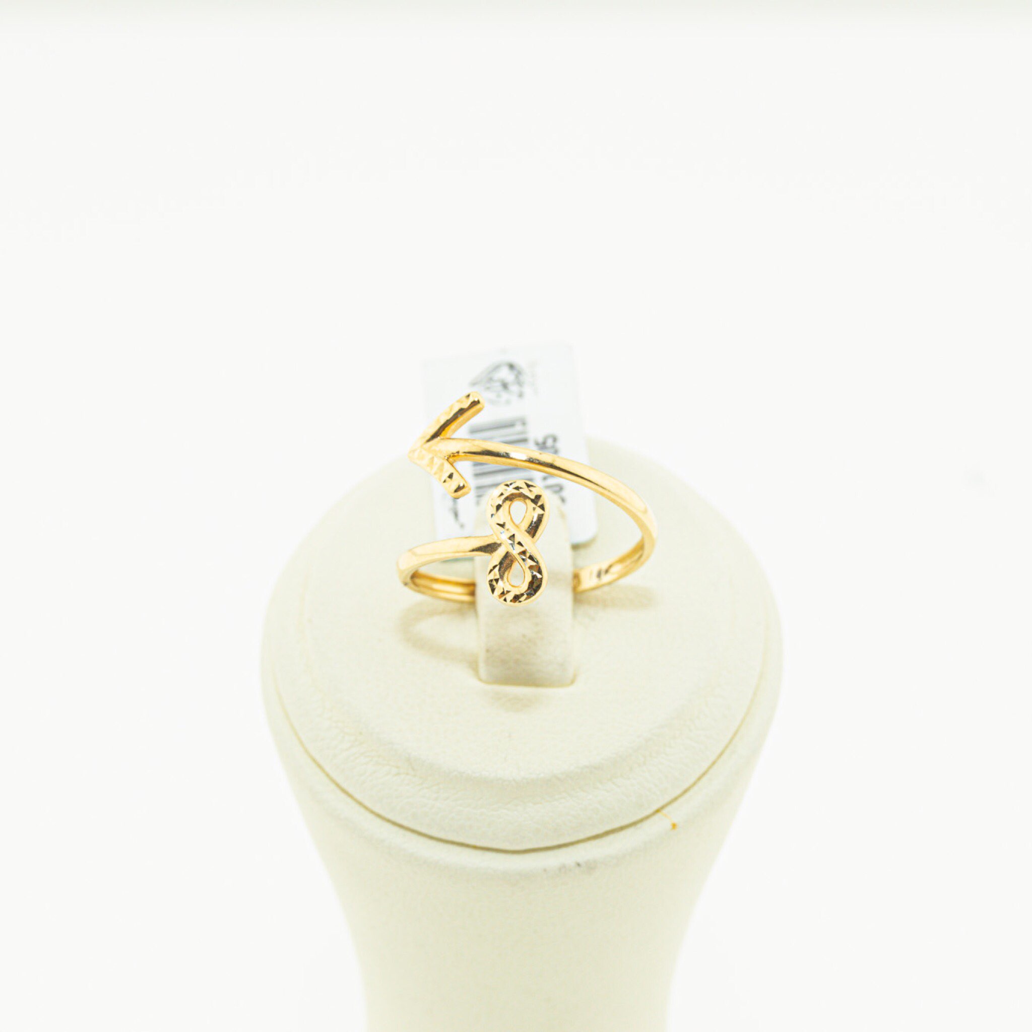  Infinity arrow 18k, gold  