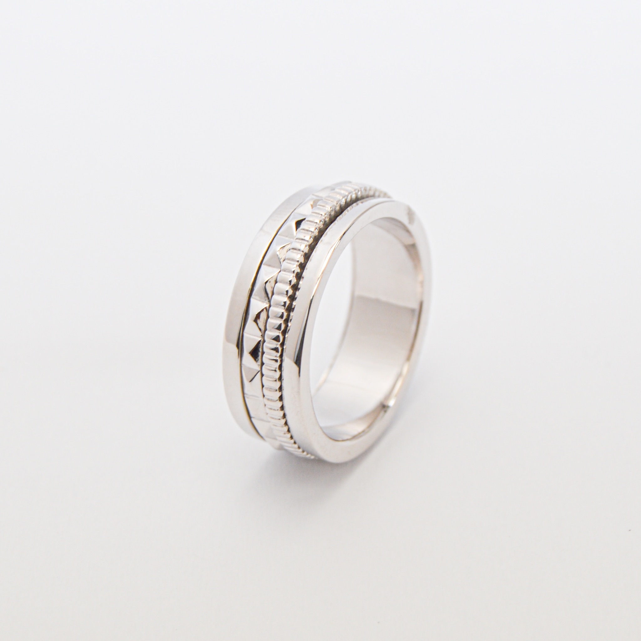  spike silver engagement ring , 925k 