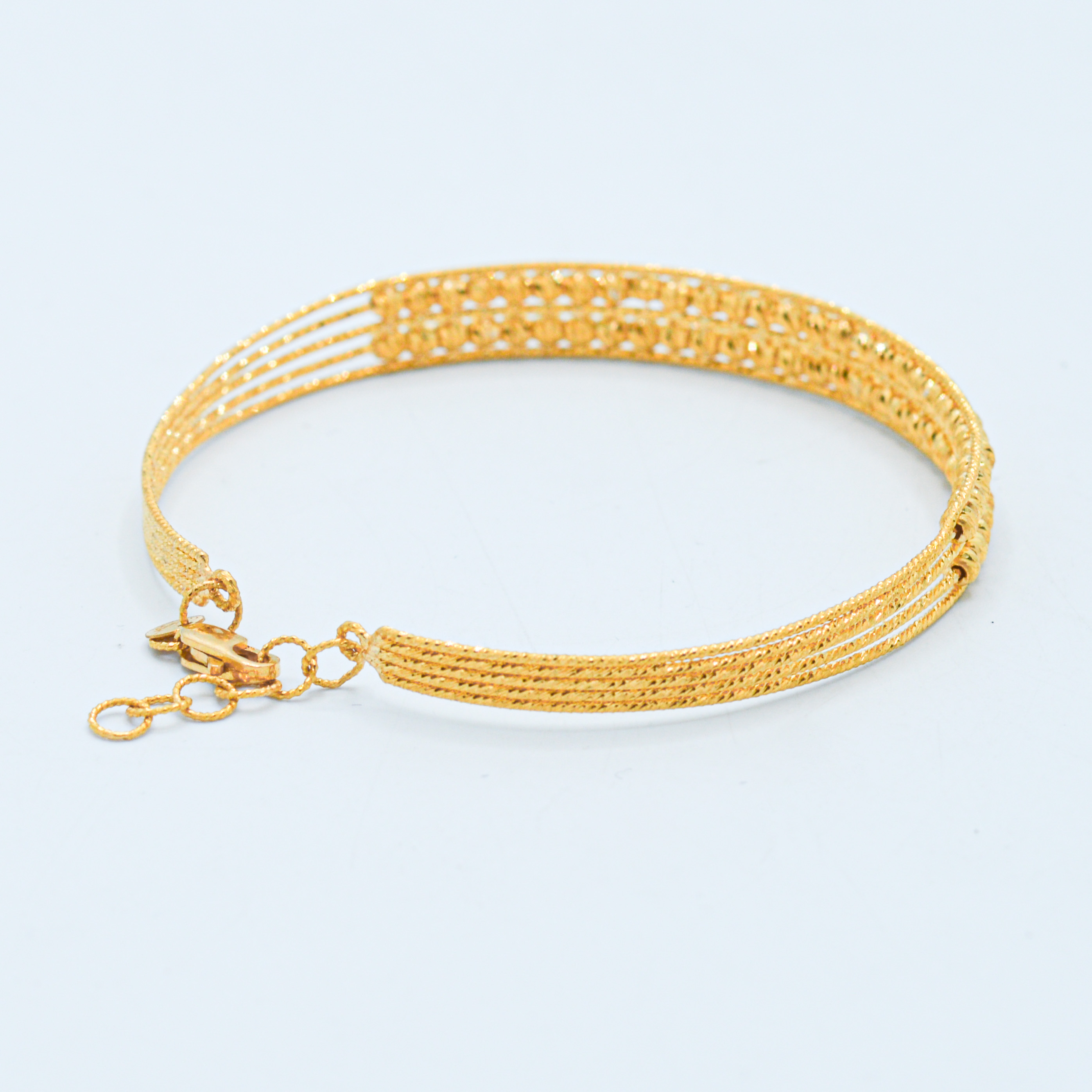  Gold bracelet and ring set  