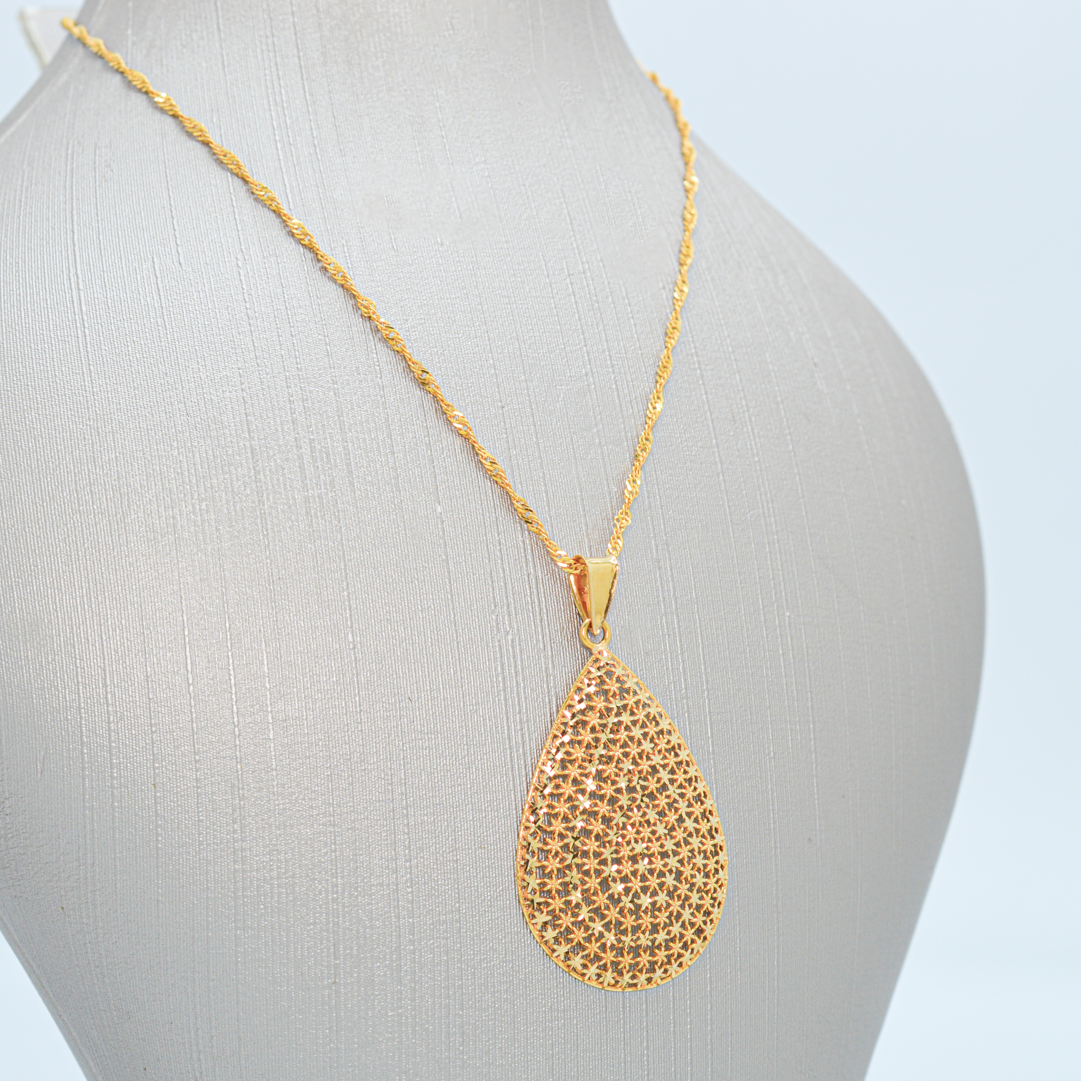  Gold necklace 21k 