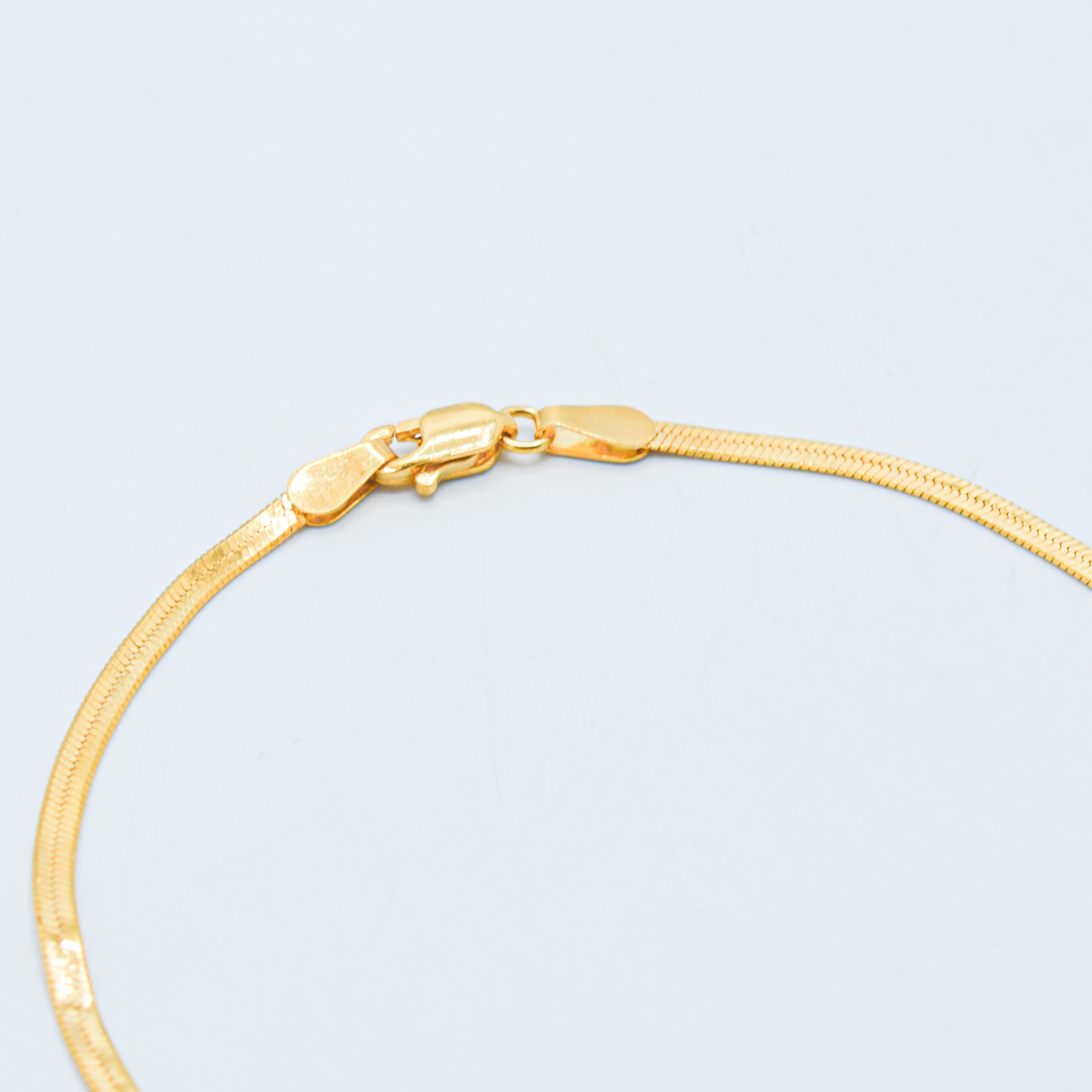  Flat bracelet 21k, gold  