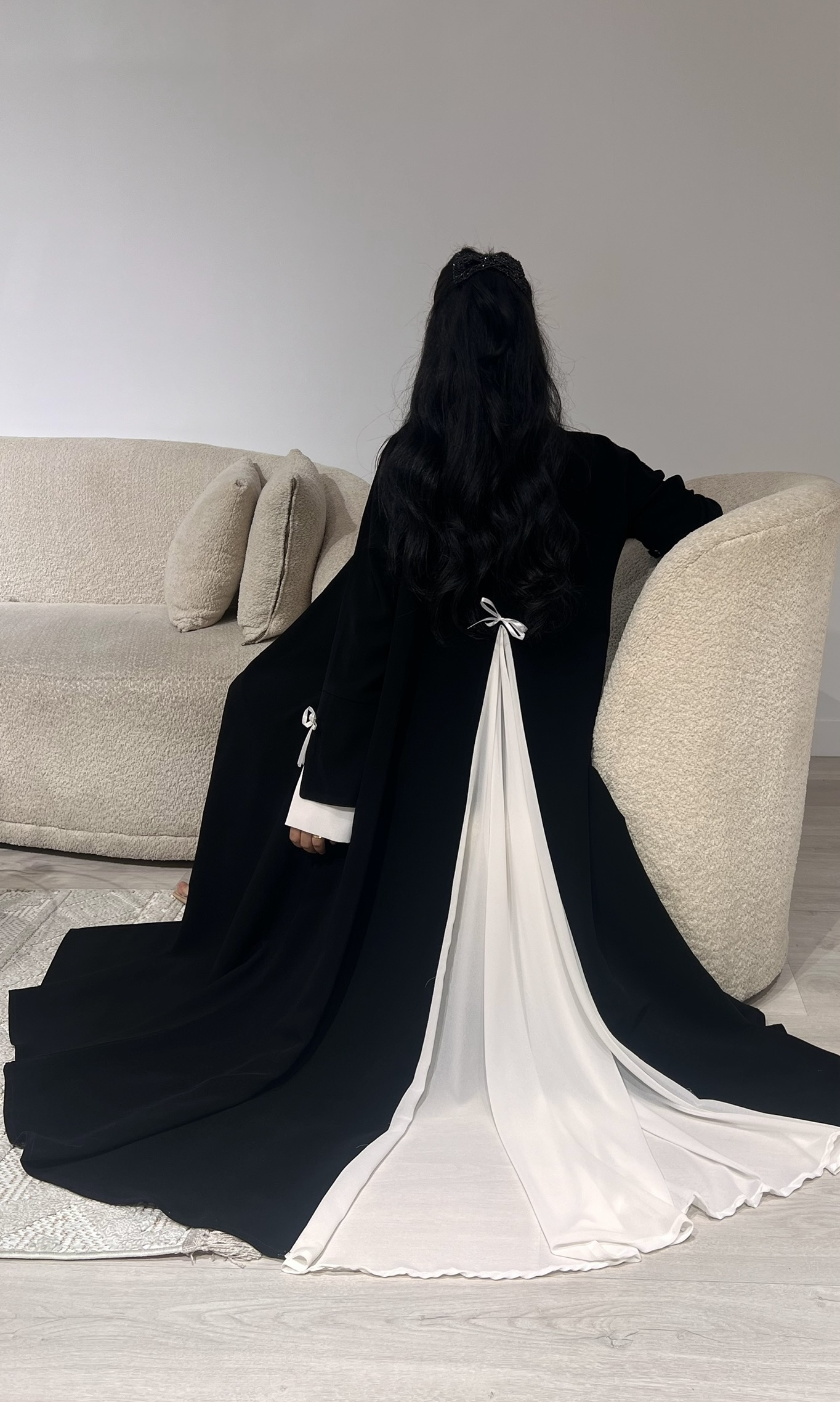  عباية بكسرة خلفية