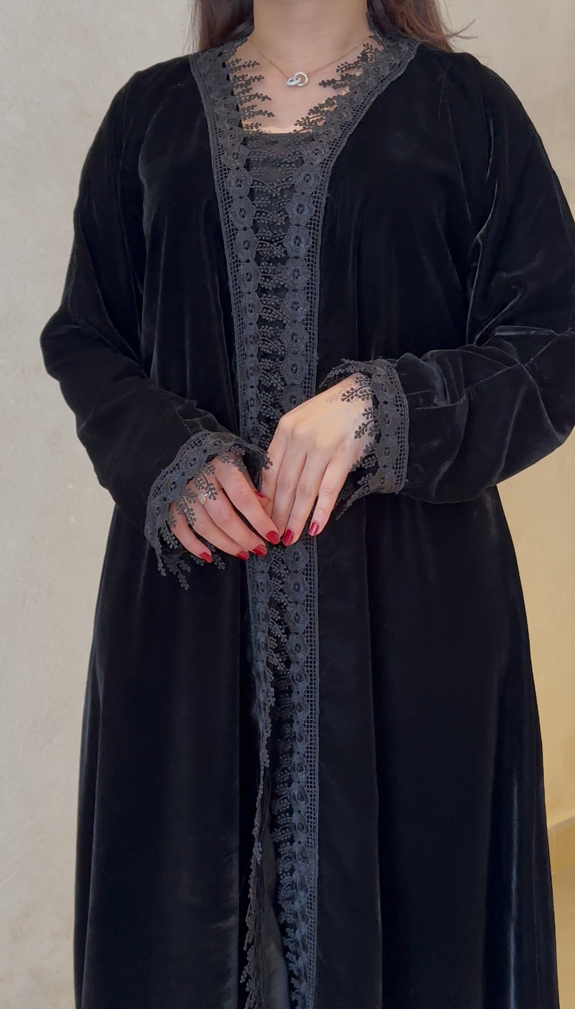  عباية نسائية شتوية