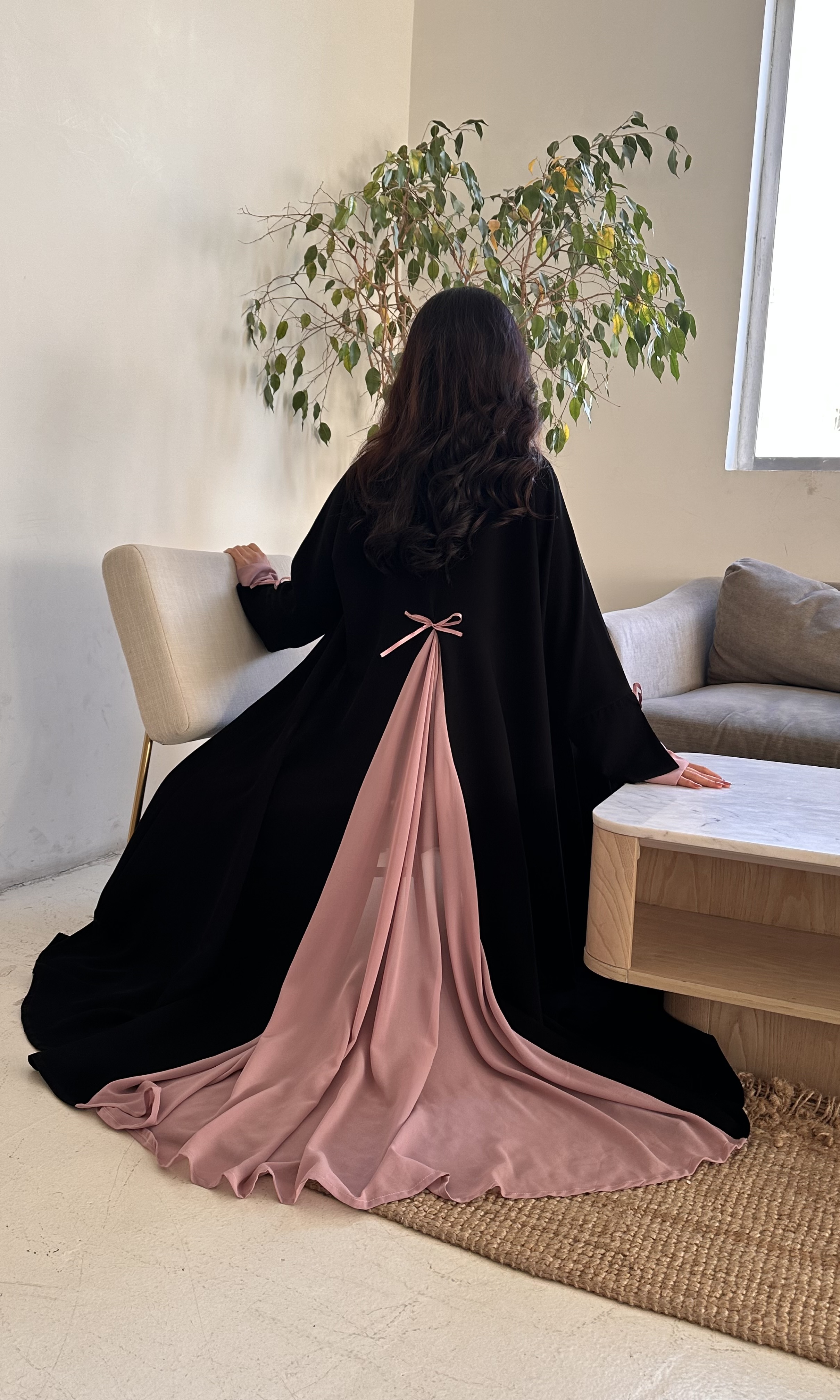  عباية بكسرة خلفية