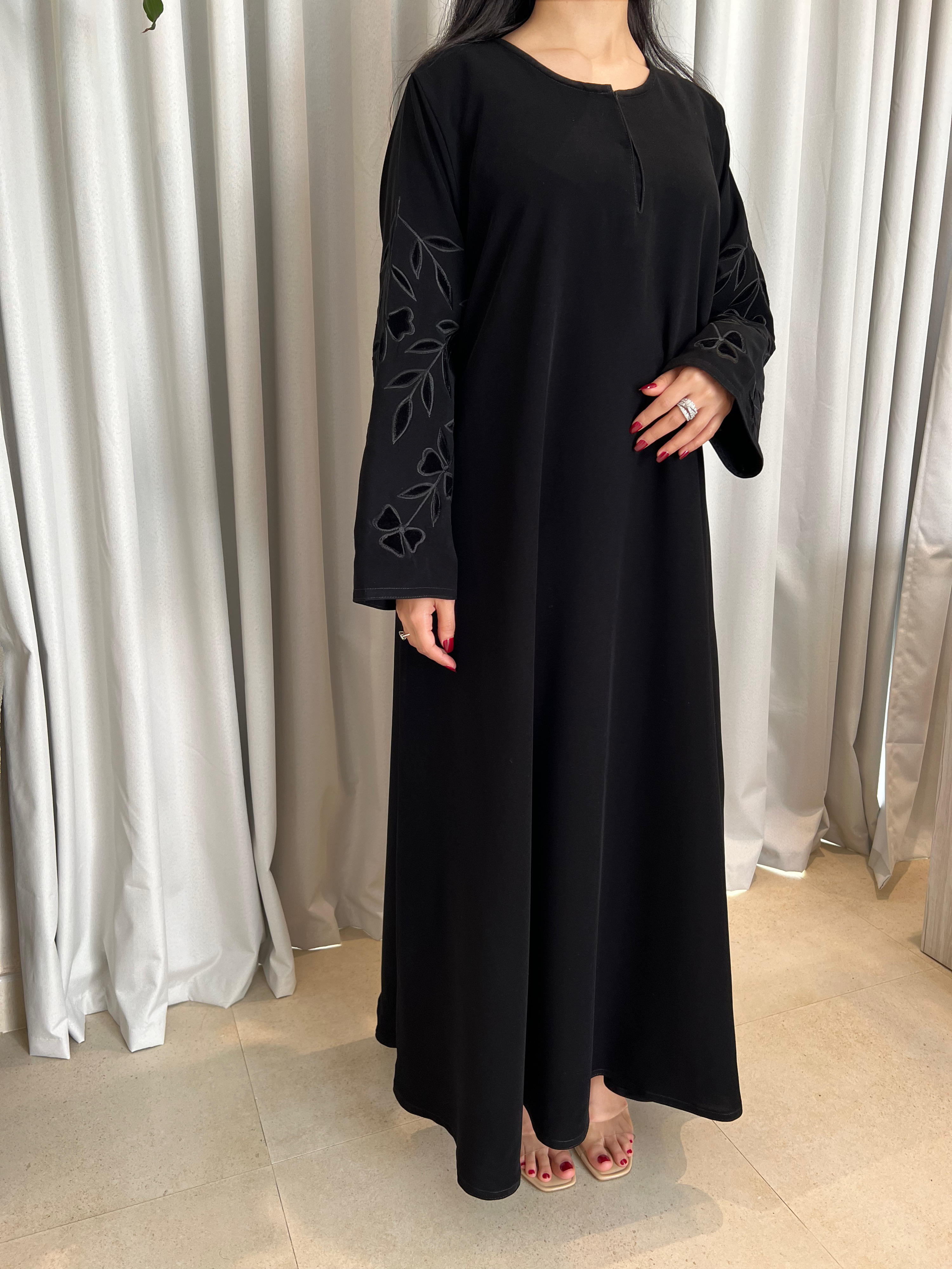 عباية اغصان