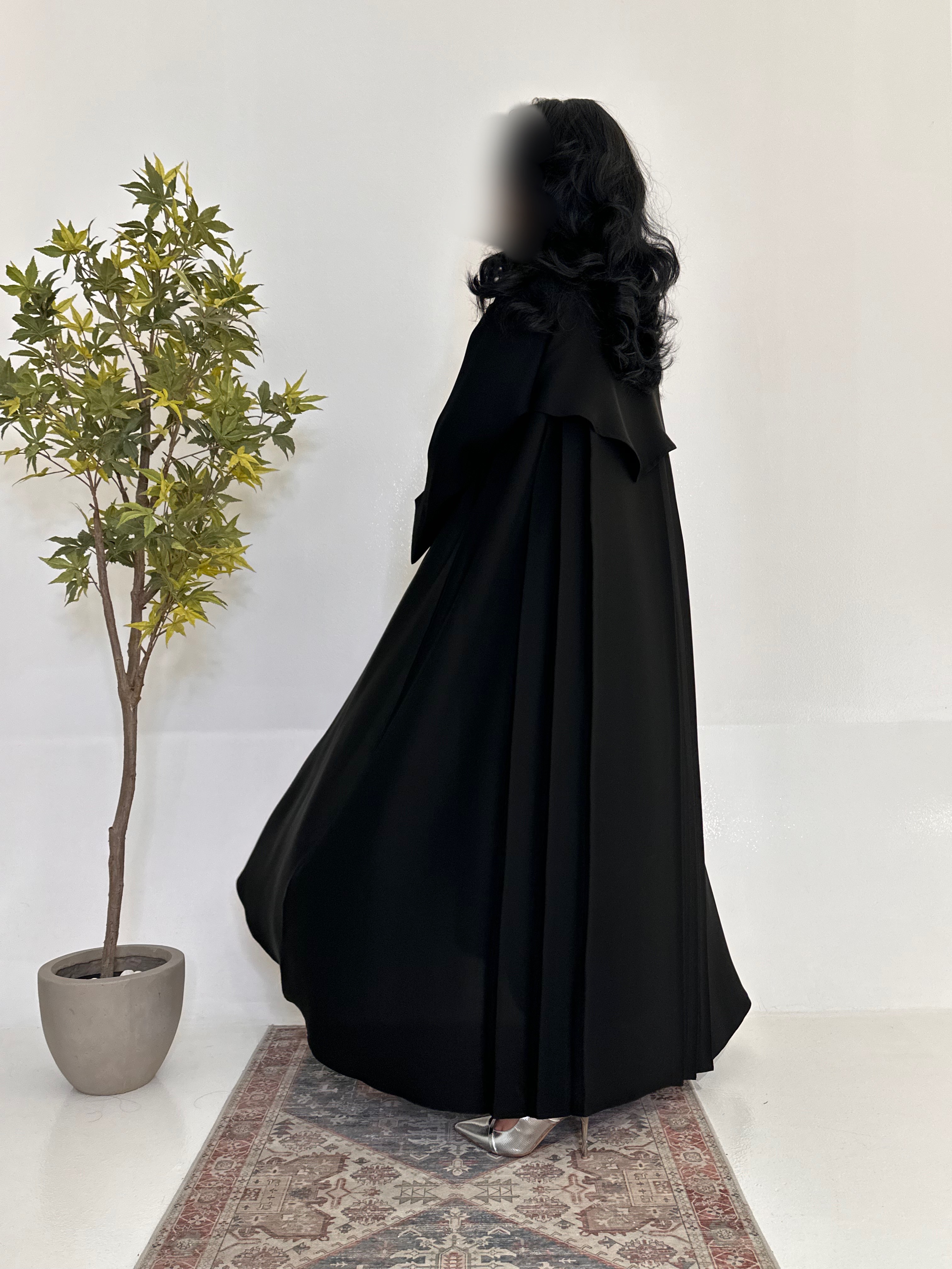  عبايات سوداء عملية