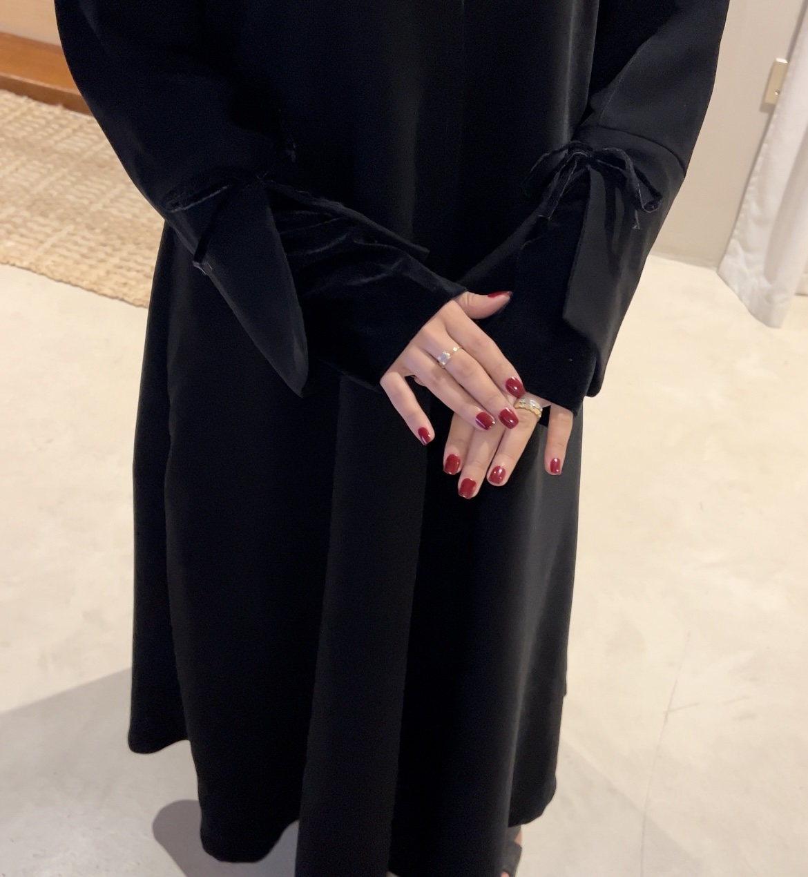 عباية اسود سادة
