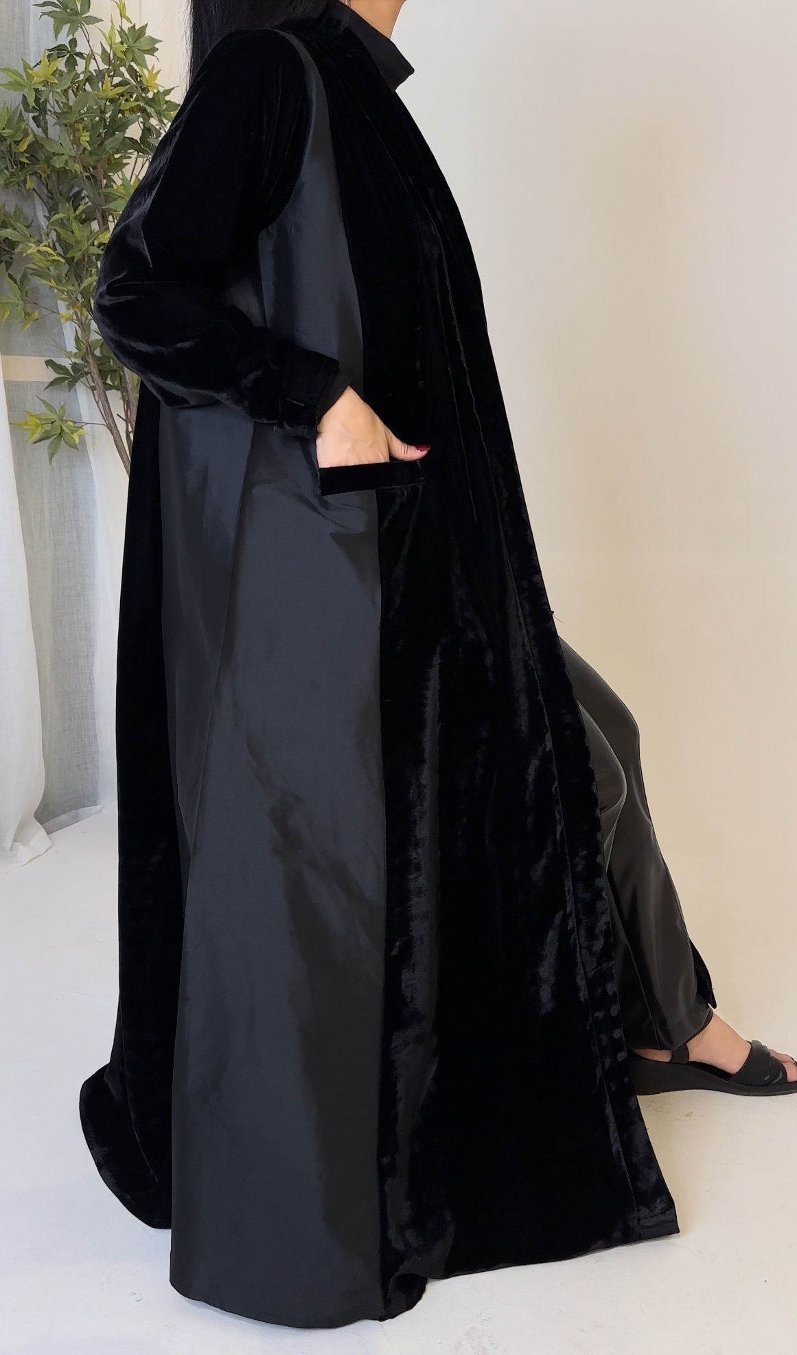  عبايه مخمل شتوي