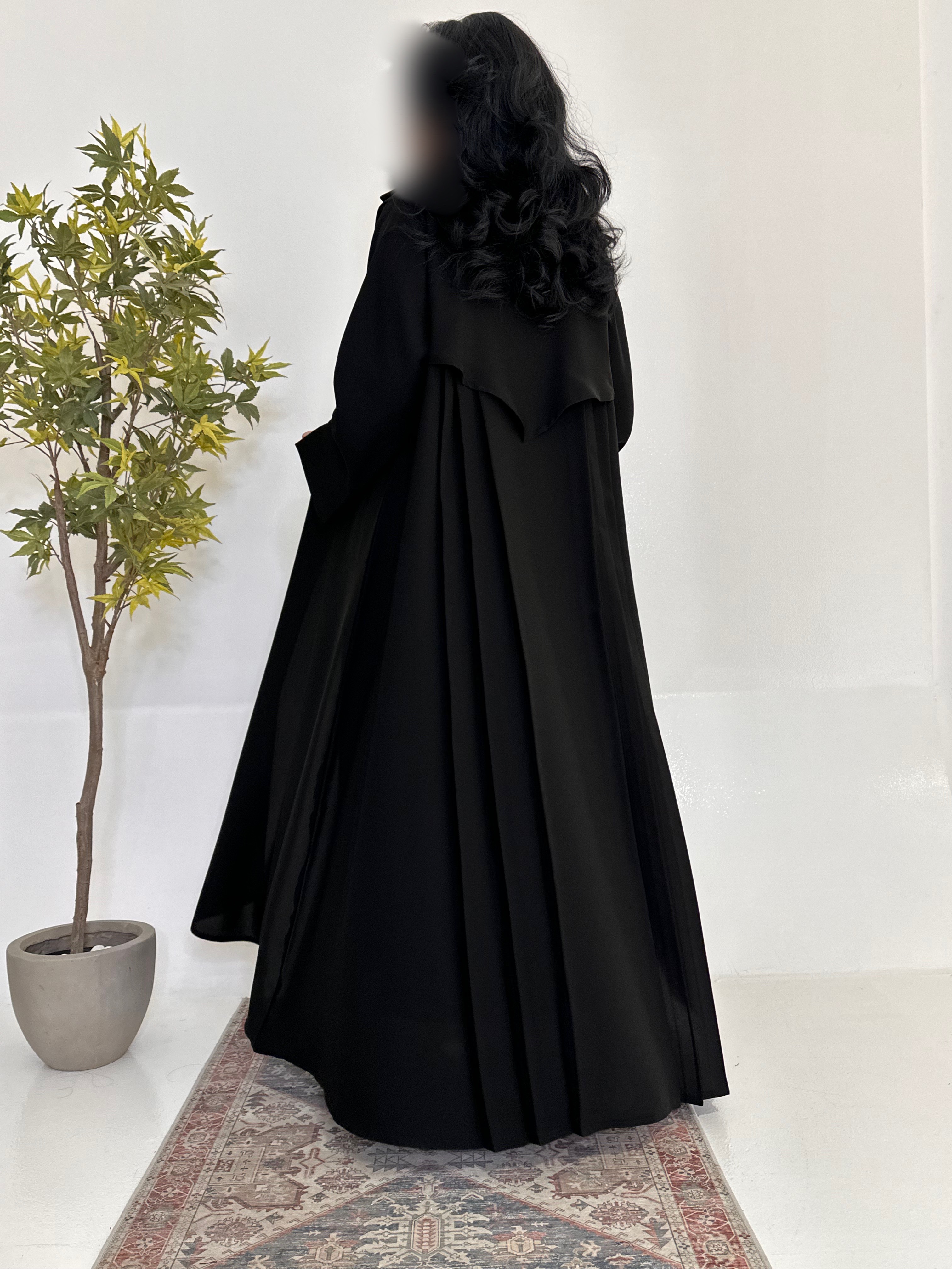 عبايات سوداء عملية