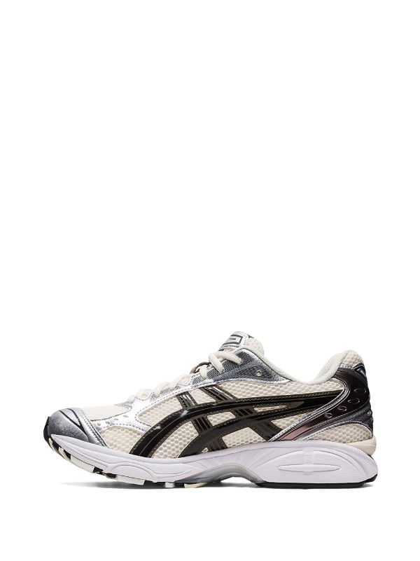 Asics magasin hotsell