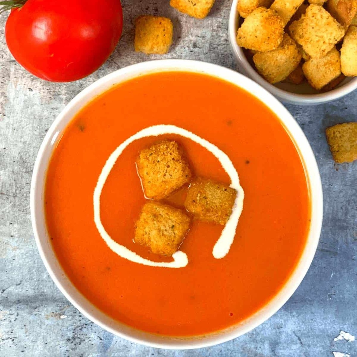 شوربة كريمة الطماطم 