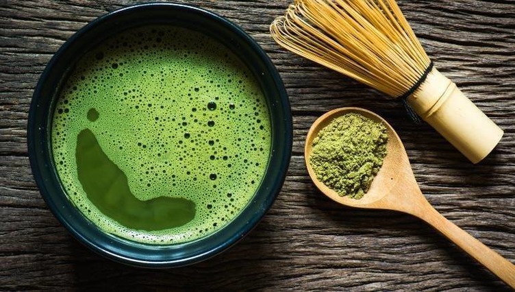 بودرة شاي الماتشا الأخضر 