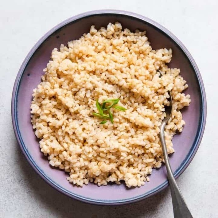 ارز بني كامل عضوي (حبة قصيرة) 
