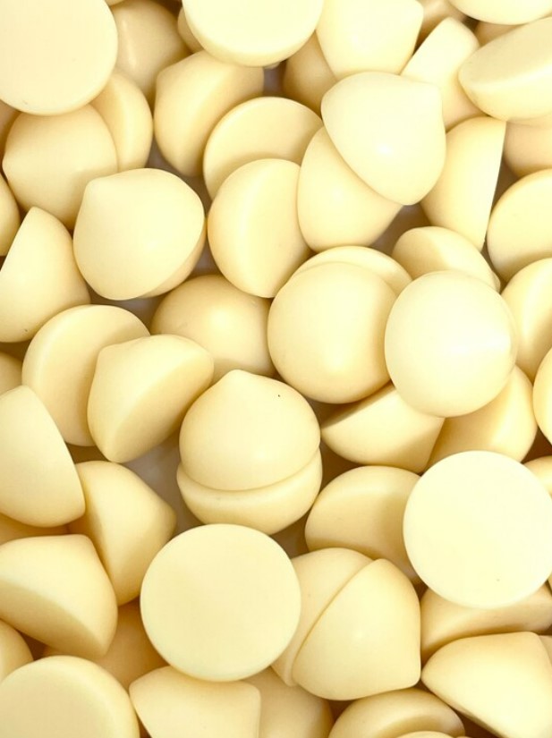 WHITE CHOCOLATE COINS (26.4%) 