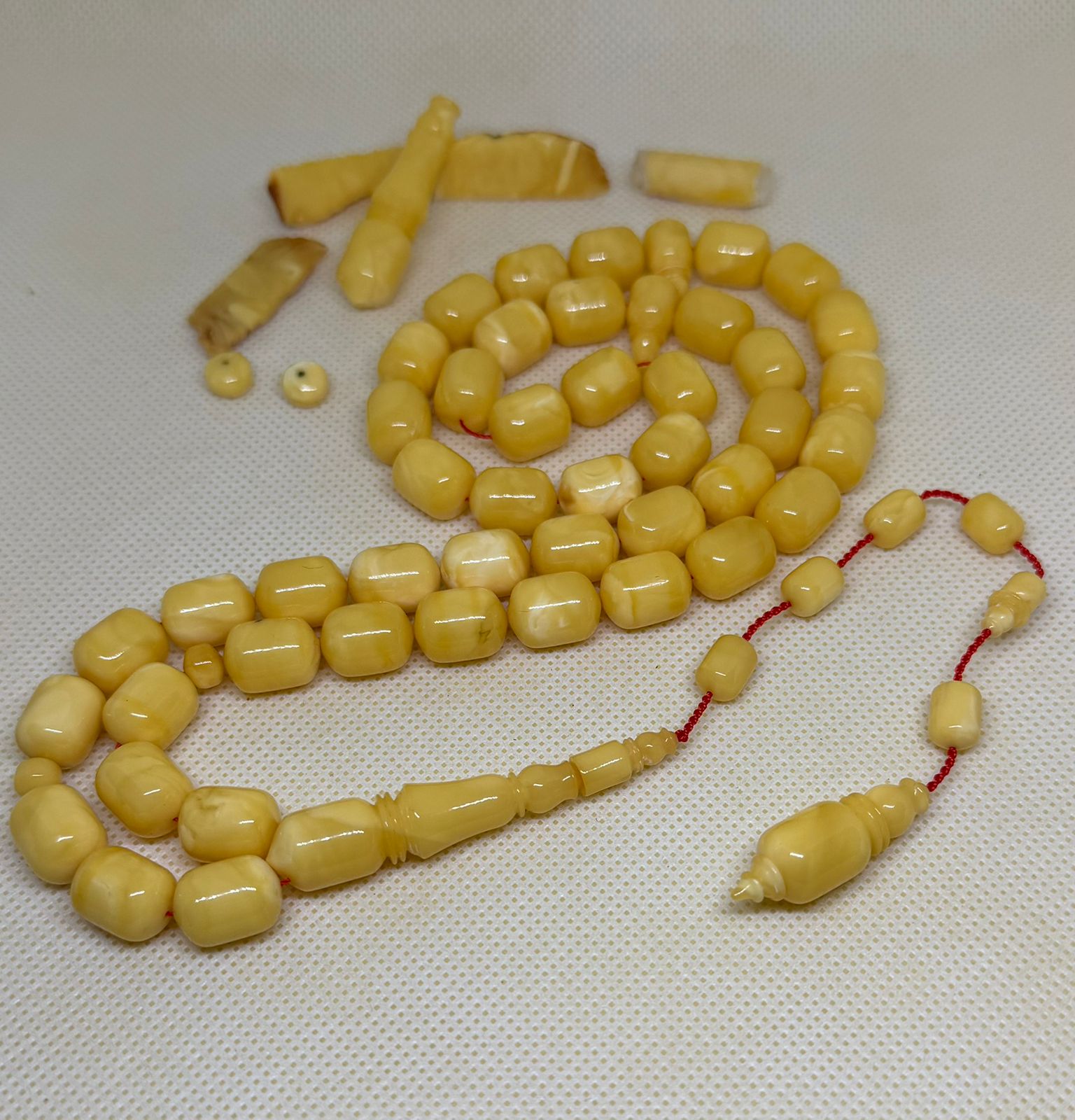 Natural amber single stone misbaha with 45 box beads size 9.5x13mm.