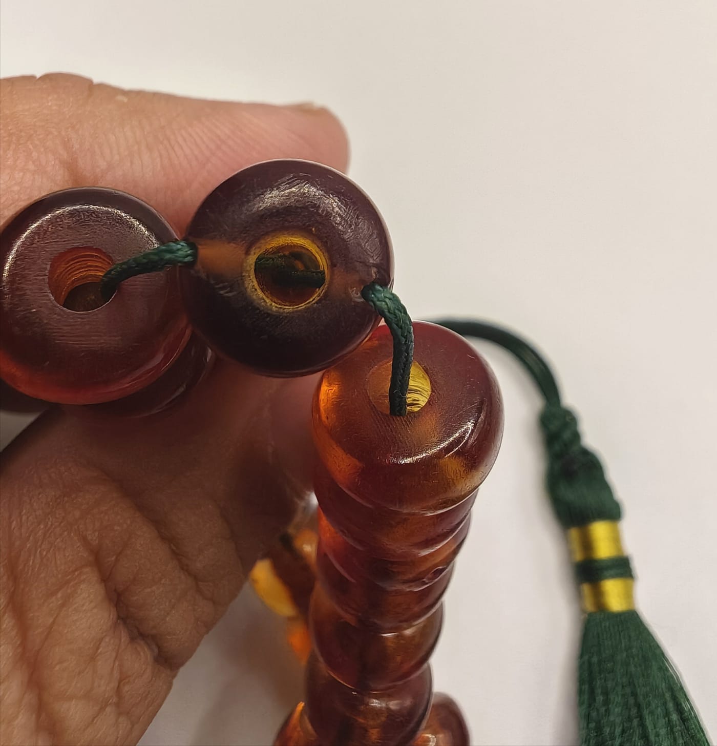 مسباح زعفراني صب حديث بشكل تواير