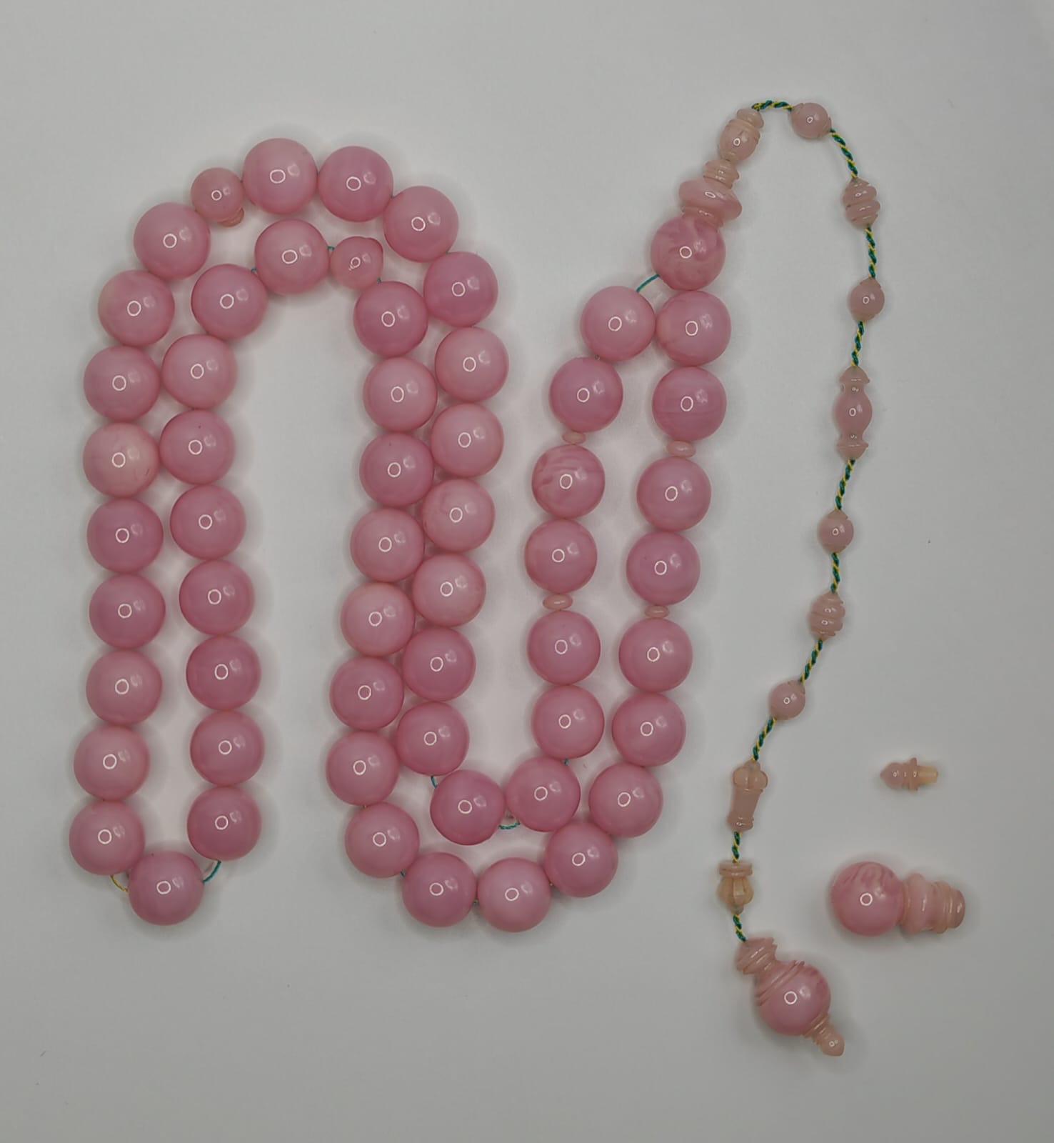 Luxury German Rod Bakelite Misbaha Round Shape 55 Beads 57g – Al Dhabi Workshop Craftsmanship