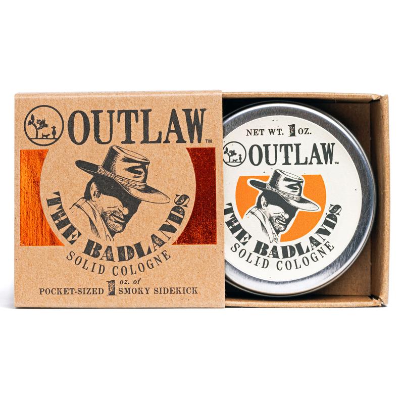  عطر شمعي رجالي THE BADLANDS من Outlaw 