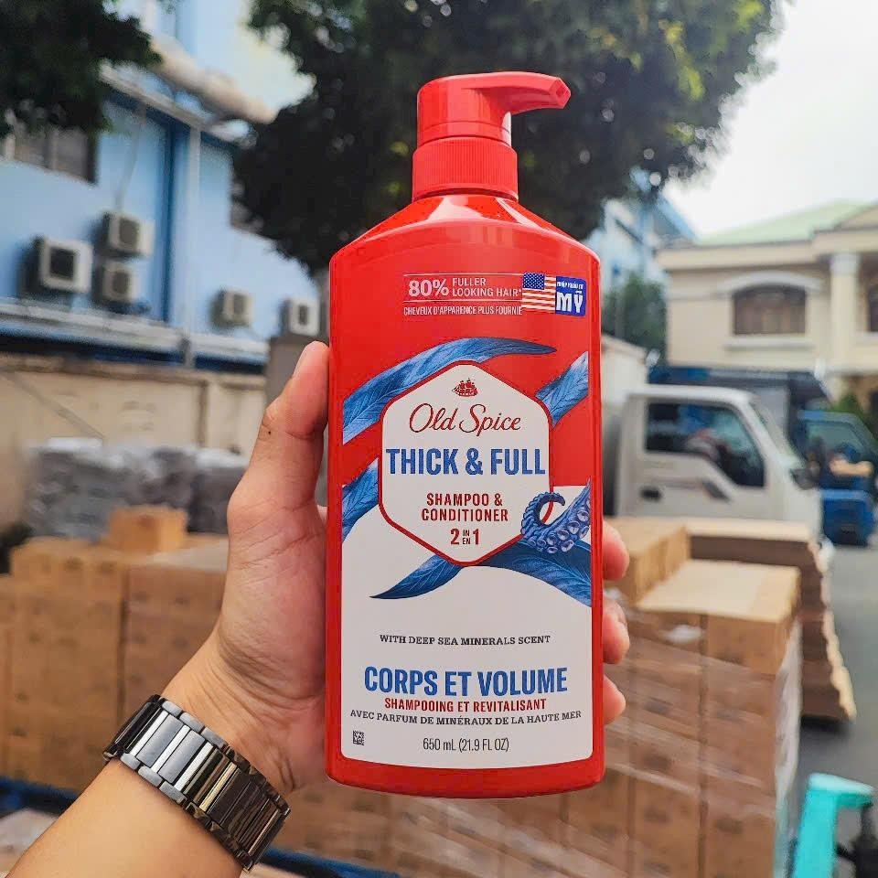  شامبو وبلسم ١*٢ لمظهر أكثر كثافة حجم كبير ٦٥٠مل من Old Spice 