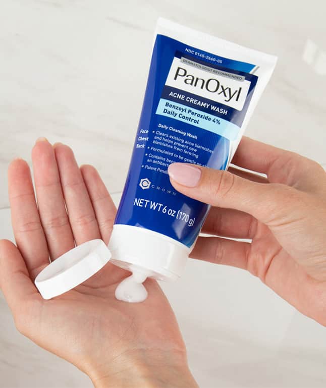  غسول كريمي للوجه لحب الشباب PanOxyl Benzoyl Peroxide 4% 