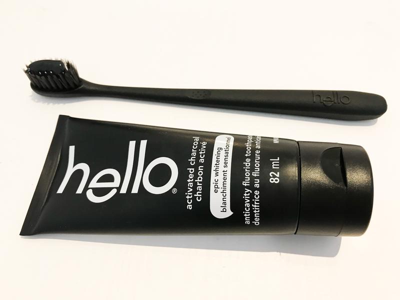  معجون أسنان مبيض بالفحم المنشط خال من الفلورايد Hello‏ 