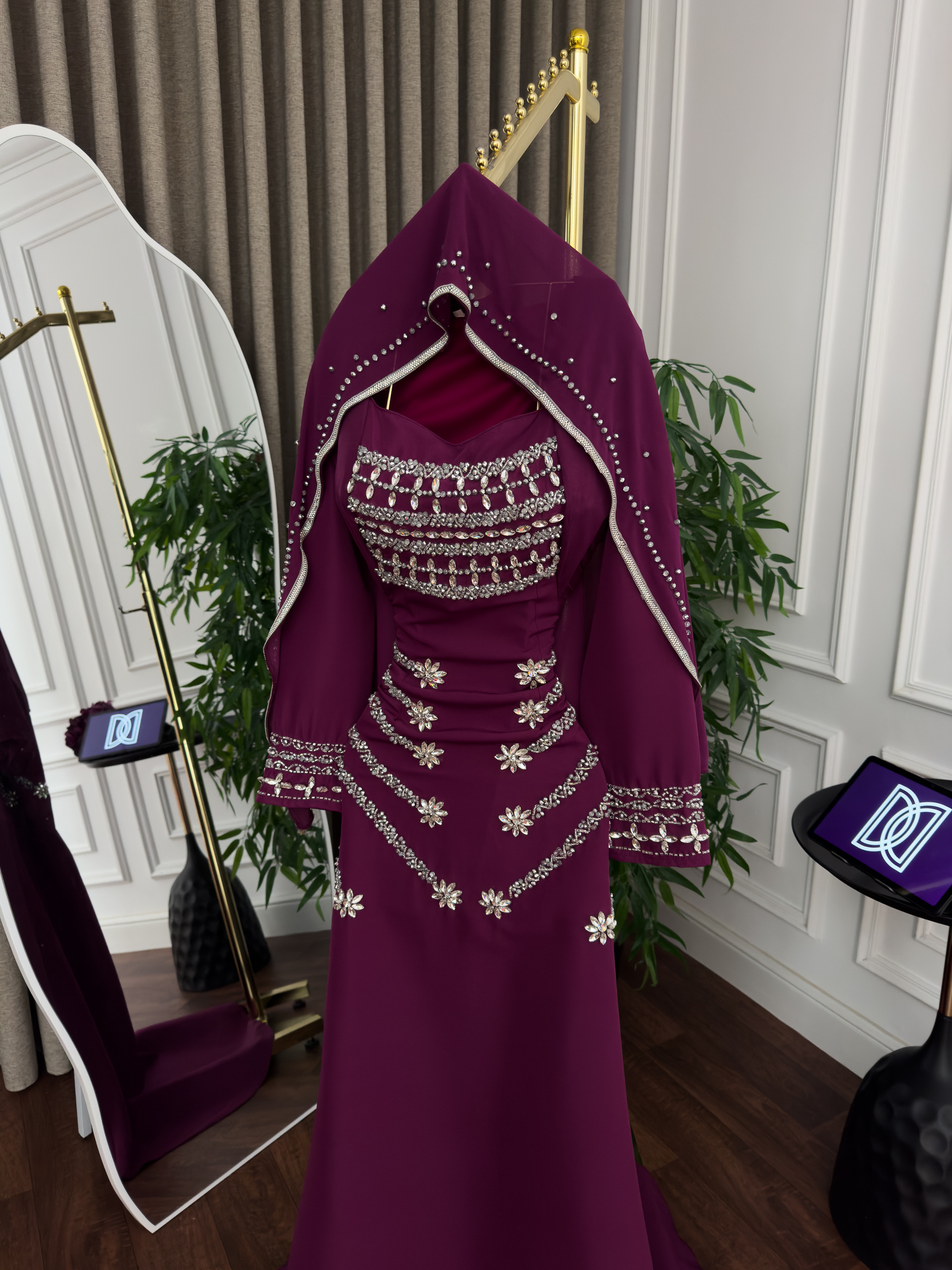 جلابيه باربي تطريز يدوي 