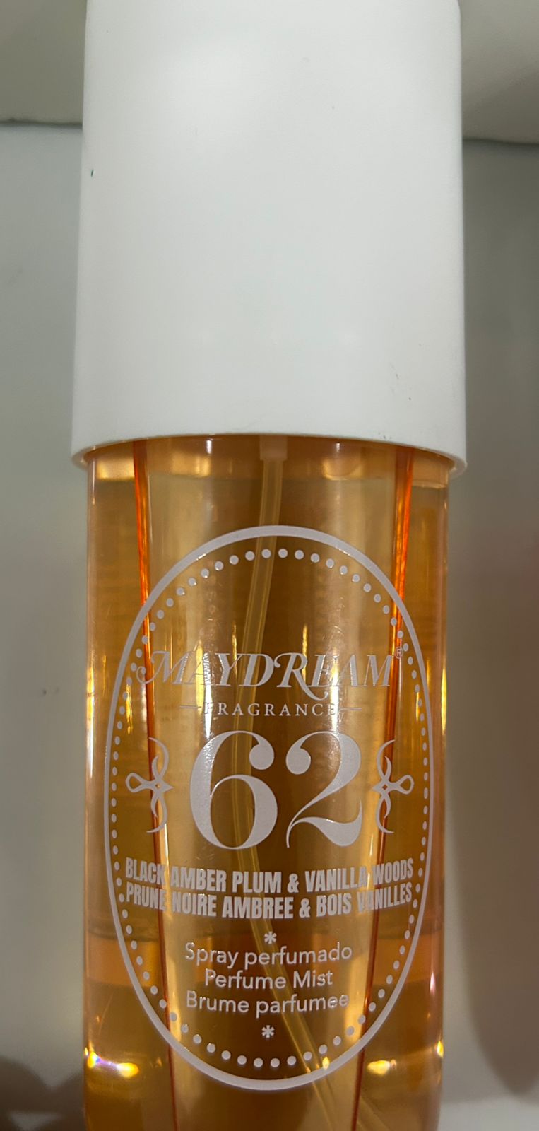عطور طبيعية للجسم