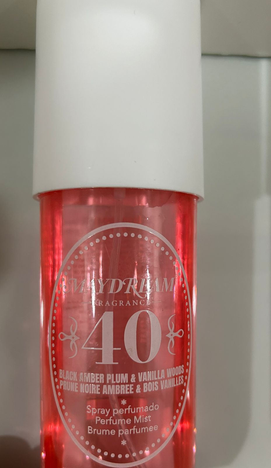 عطور طبيعية للجسم