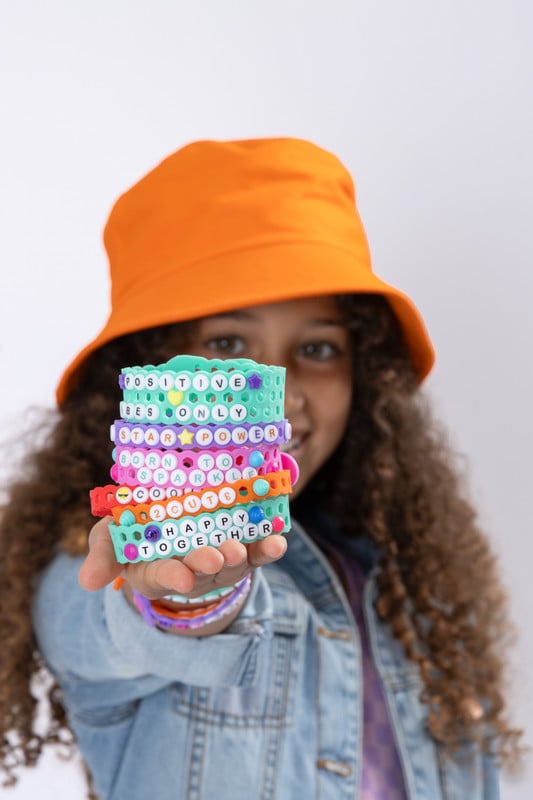  مجموعة WeCool Jelly Bands لصنع أساور يدوية سهلة التقشير - رائحة حلوي العلك 