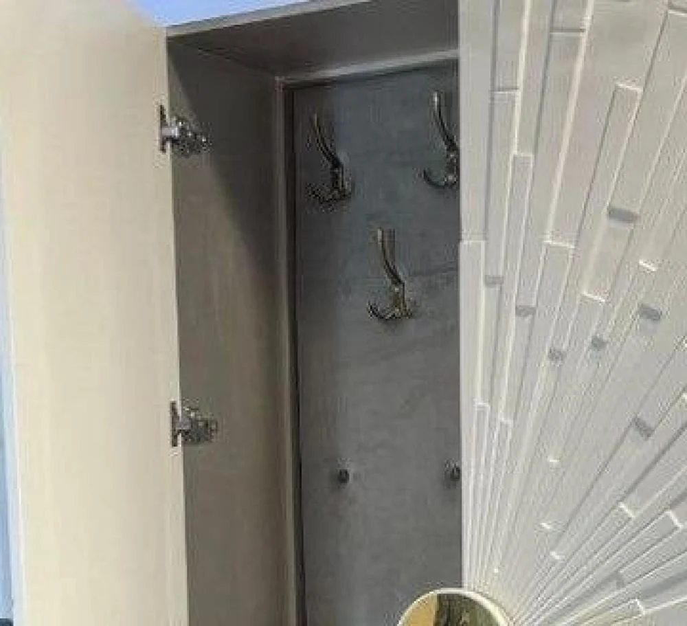 دولاب عبايات بتصميم فني فاخر 