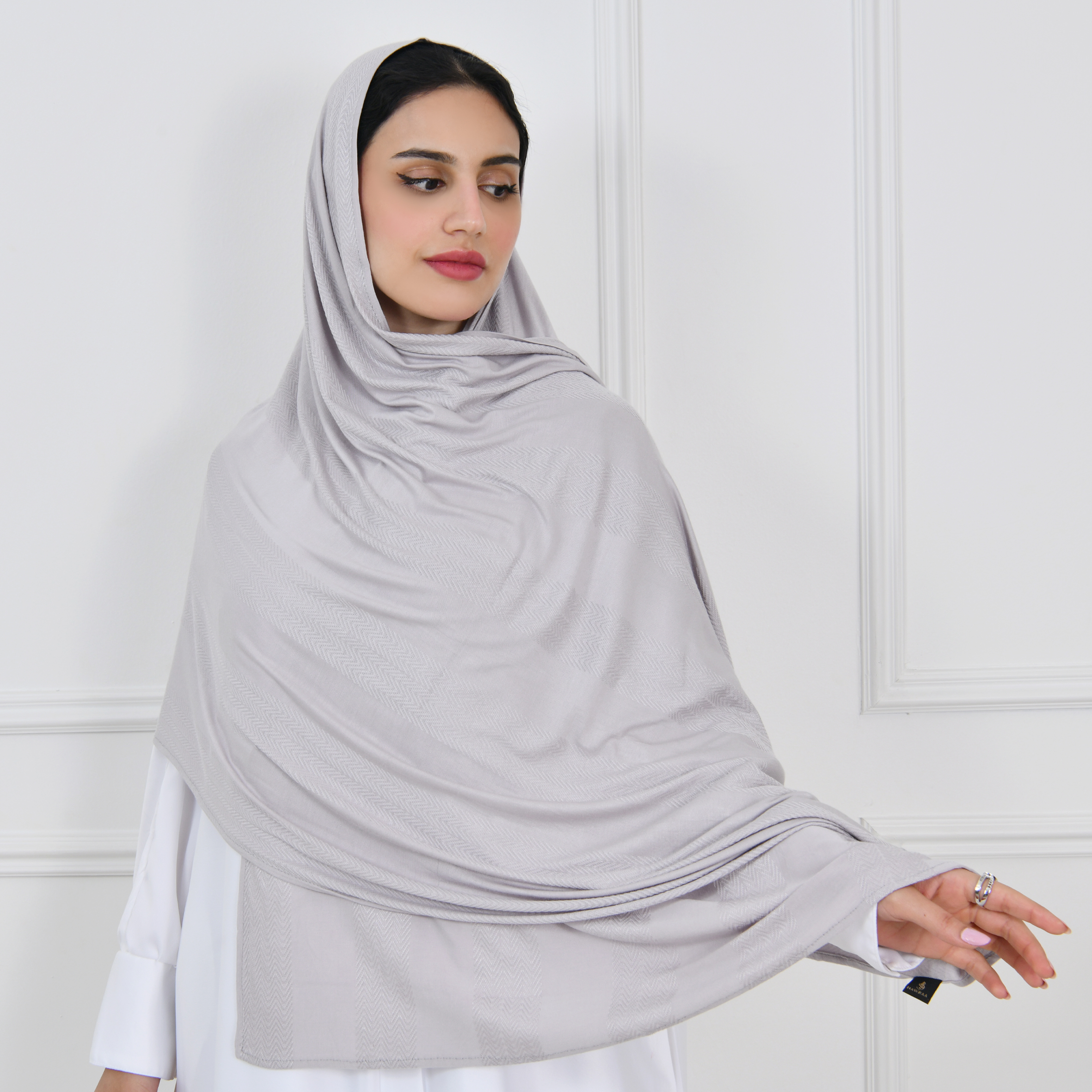  طرحه قطنية بنقش سهمي 
