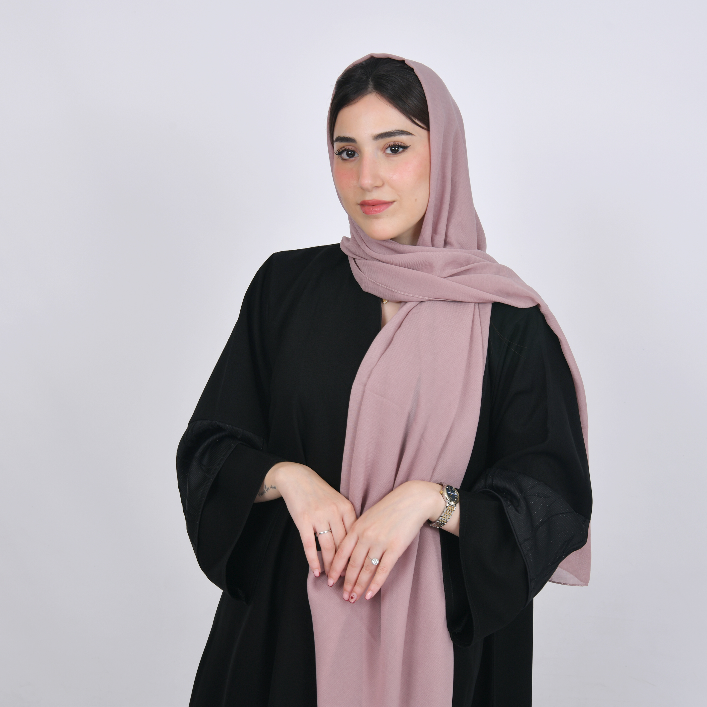  طرحه حرير بلون البمبي الوردي 