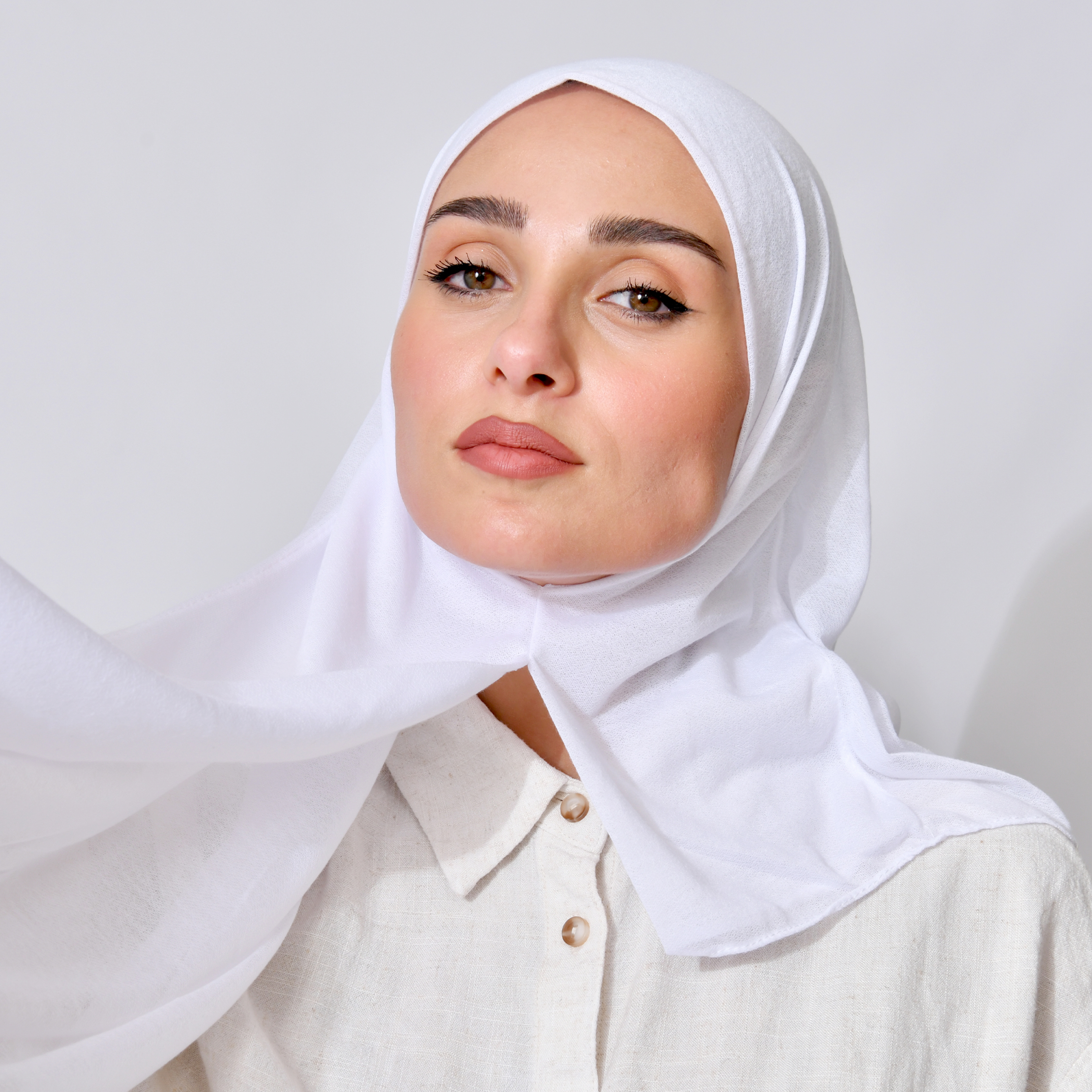 طرحة قطن ربع مبطنة من الامام بخياطة - ابيض 
