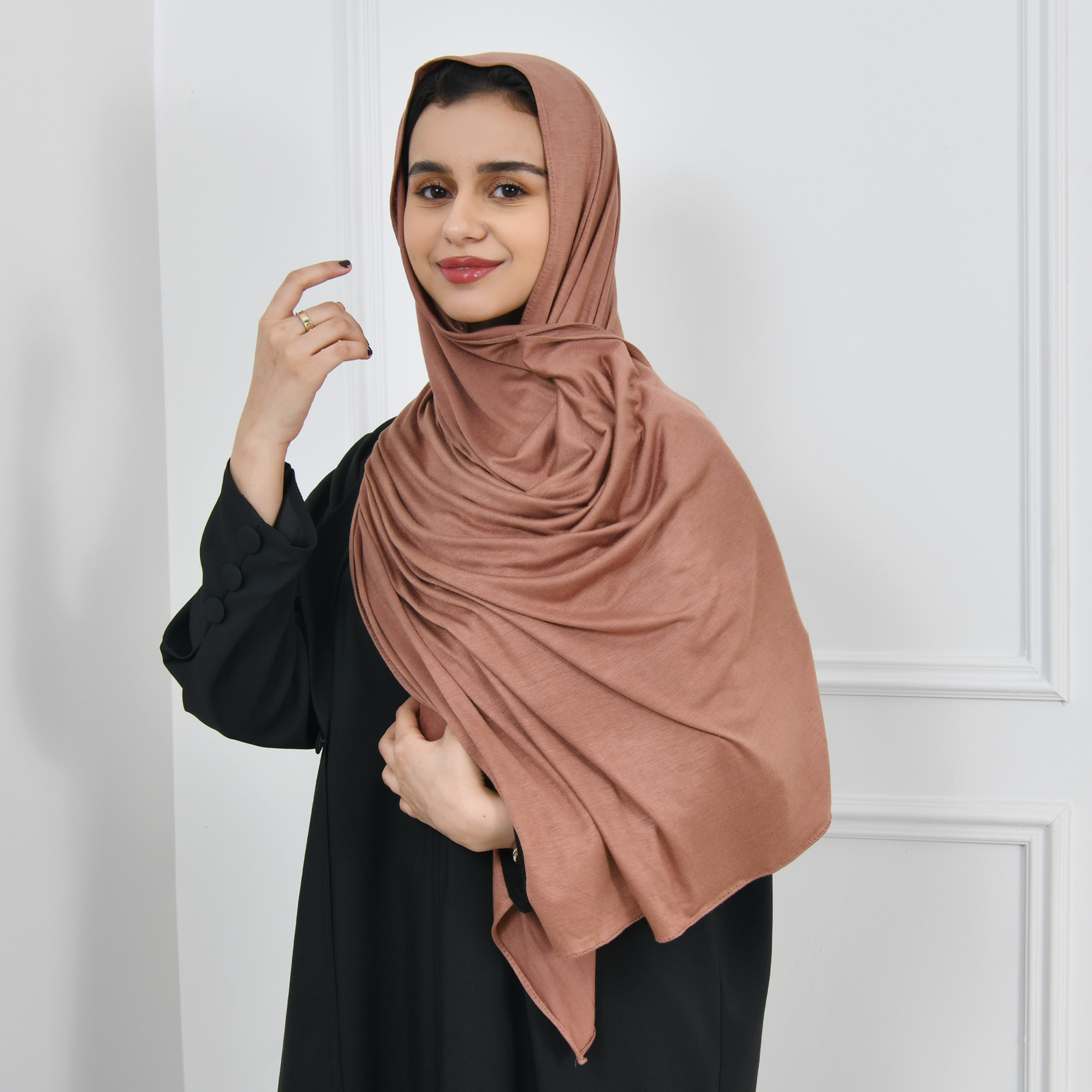  طرحه قطن باللون اللحمي 