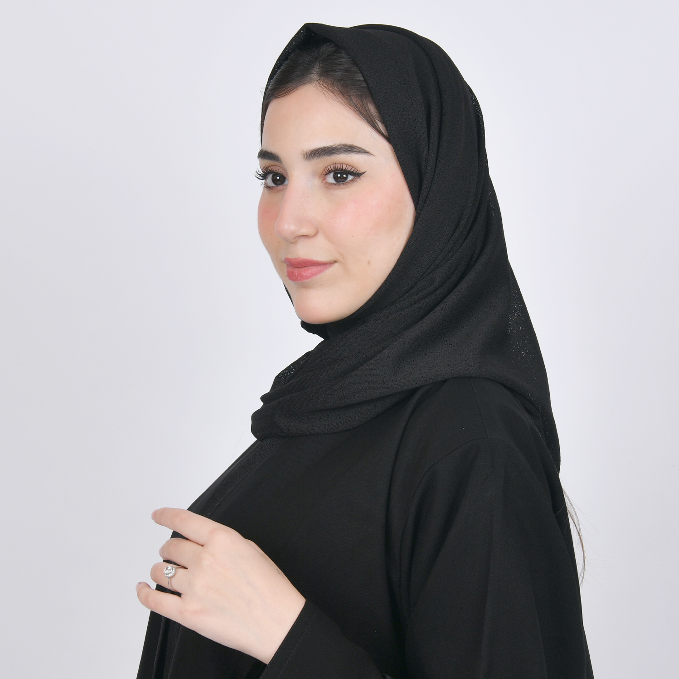  طرحه شاش بلون الاسود 