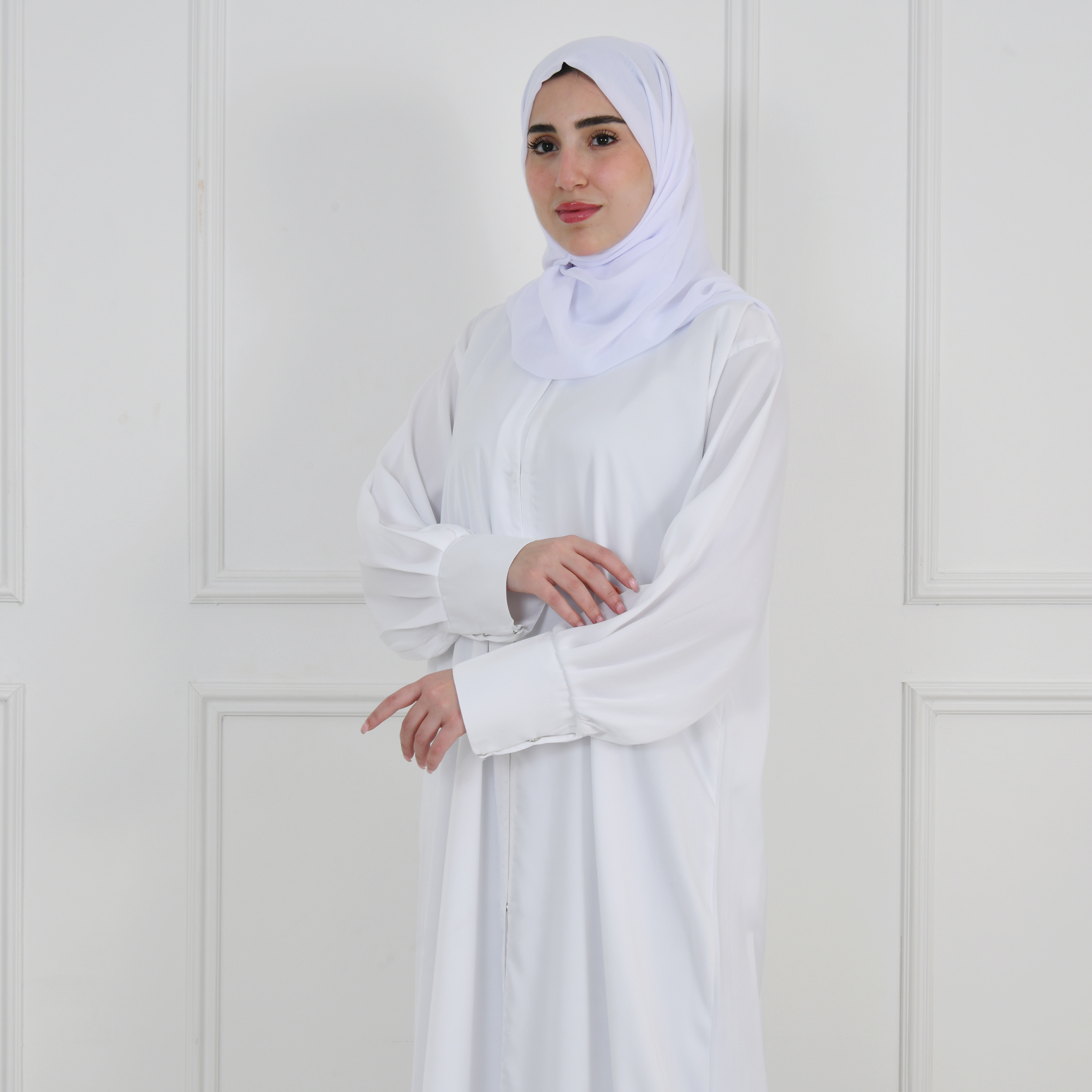  عباية  الحج والعمرة كتف ربع كلوش مغلقة بطقطق بأكمام ضيقة عملية مع بدلة طقم  