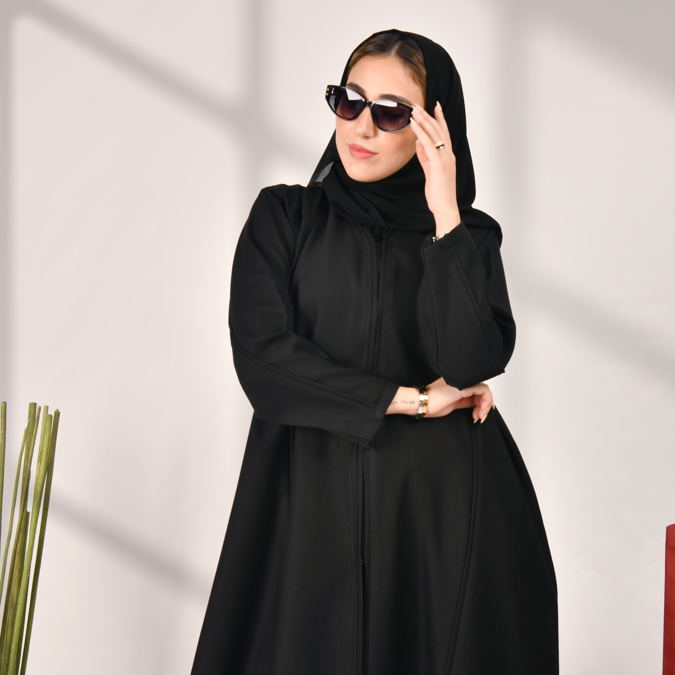  العباية السوده السادة - متجر عبايات حوراء 
