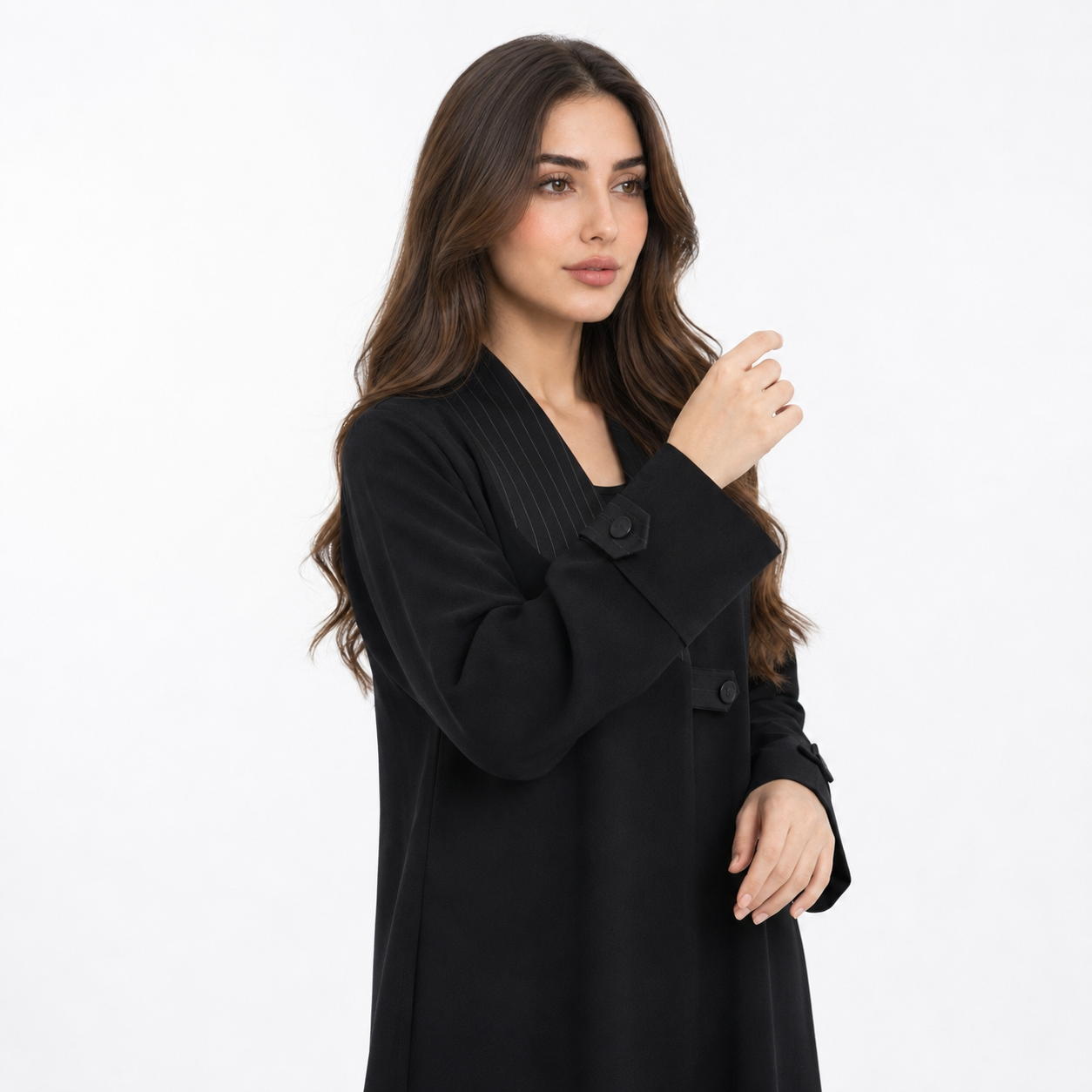  عباية لف نسائية سوداء بأزرار وتقليم ناعم 